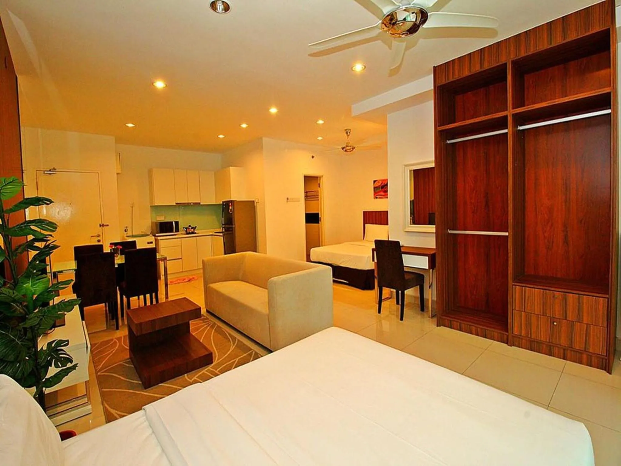 Bedroom, Bed in Merlene Suites at Mansion One Formerly know as Mansion One Suites