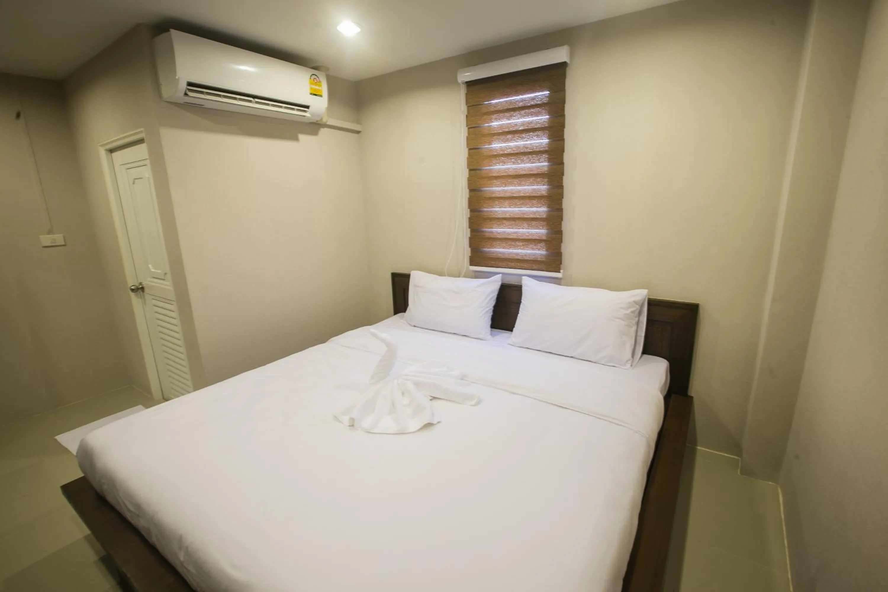 Photo of the whole room in The Sleep Phang-nga