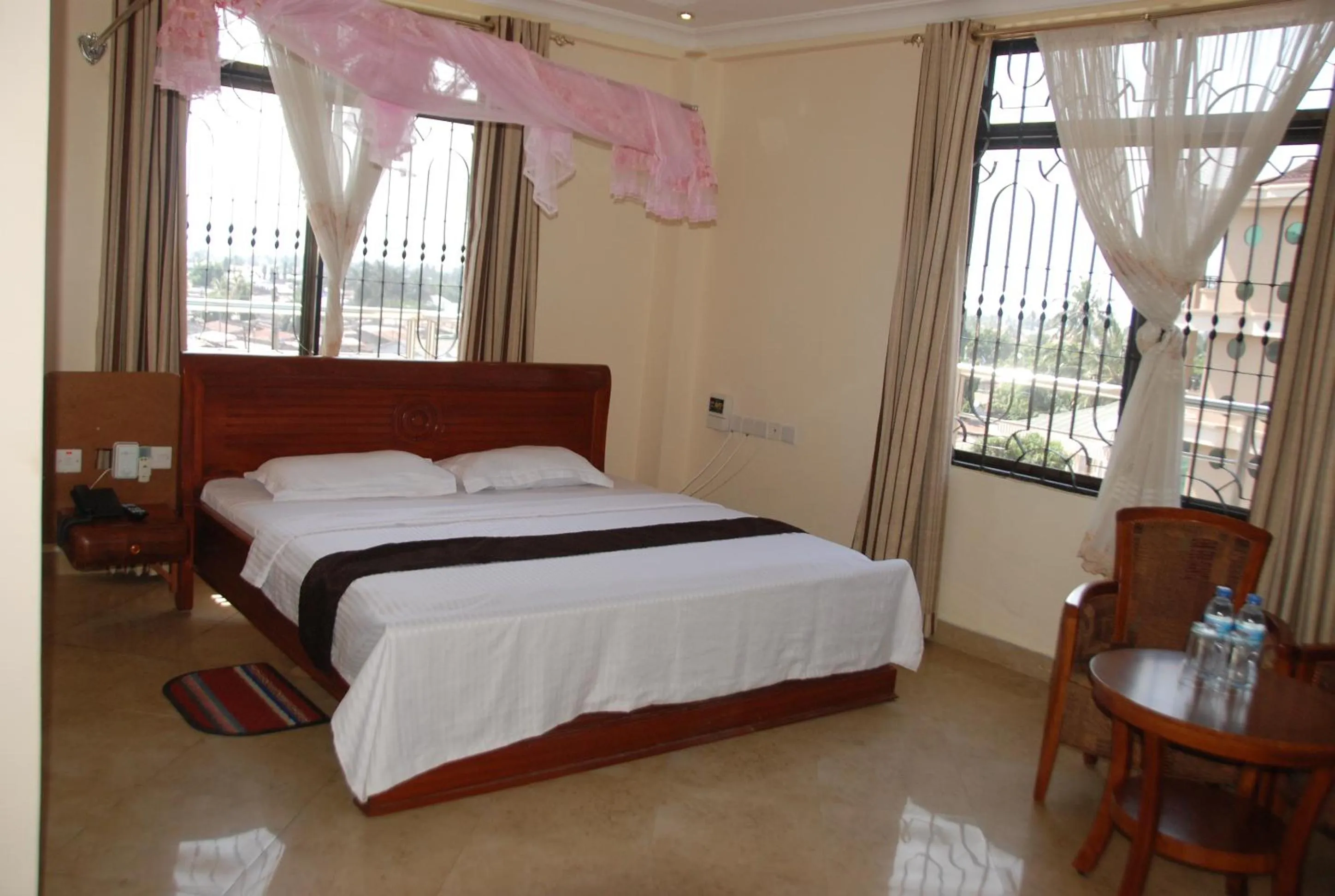 Photo of the whole room, Bed in Silver Paradise Hotel