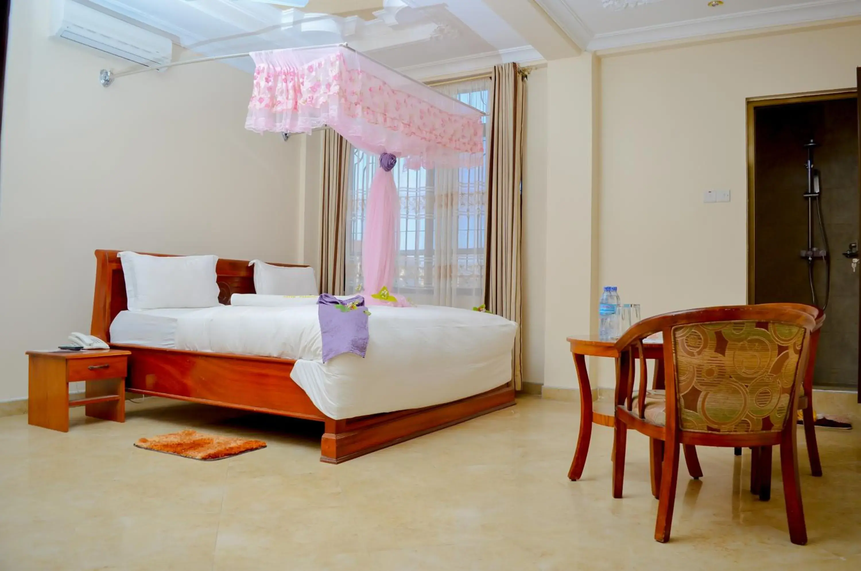 bunk bed, Bed in Silver Paradise Hotel bunk bed, Bed in Silver Paradise Hotel