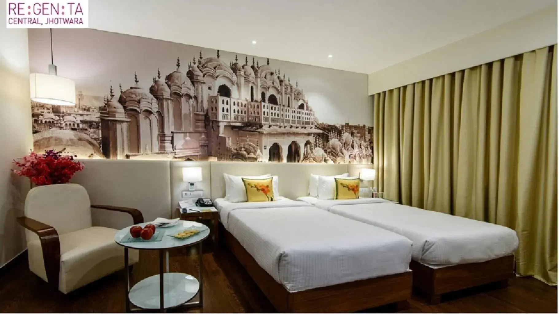 Property building, Bed in Regenta Central Jaipur Property building, Bed in Regenta Central Jaipur