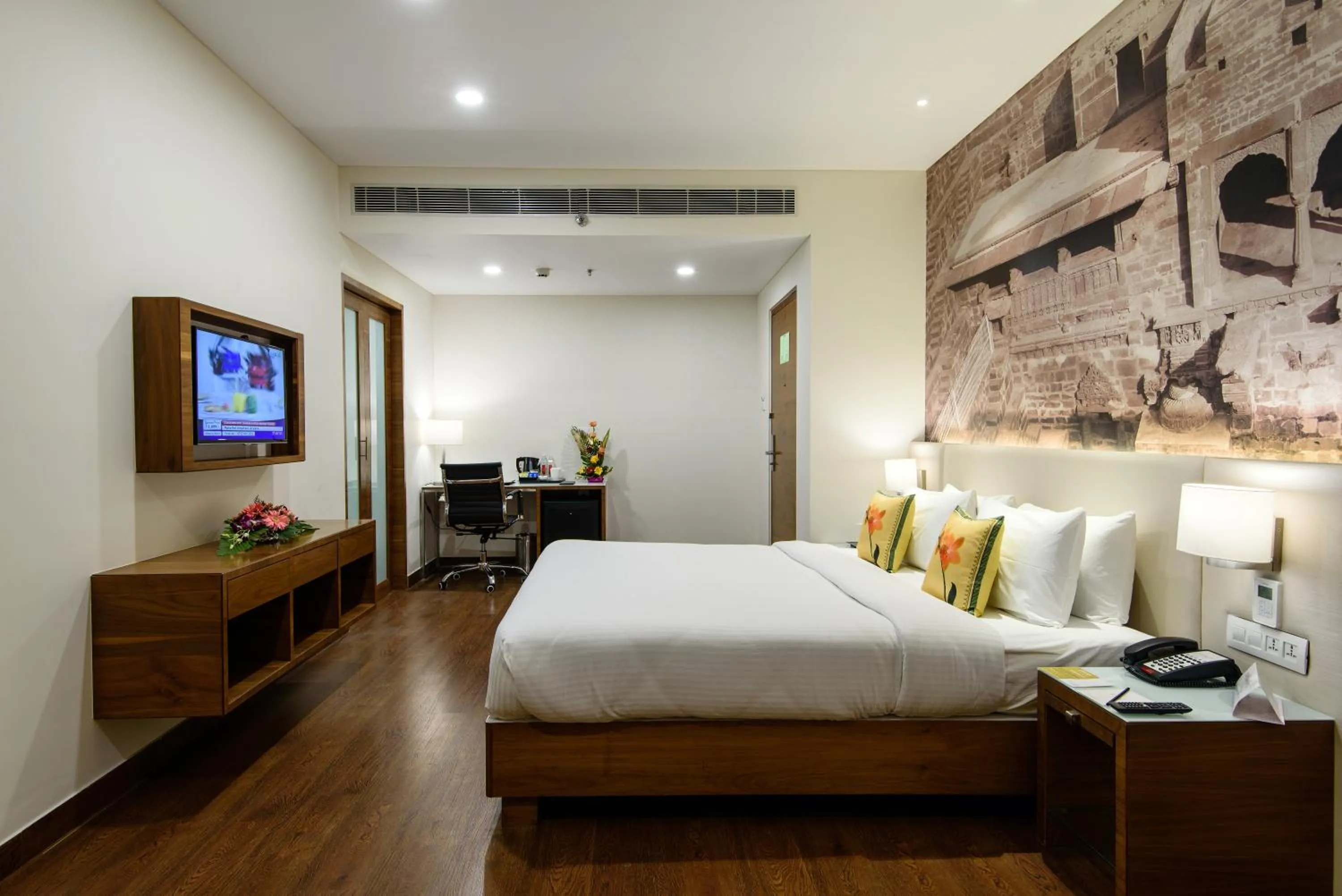 Bathroom, Bed in Regenta Central Jaipur