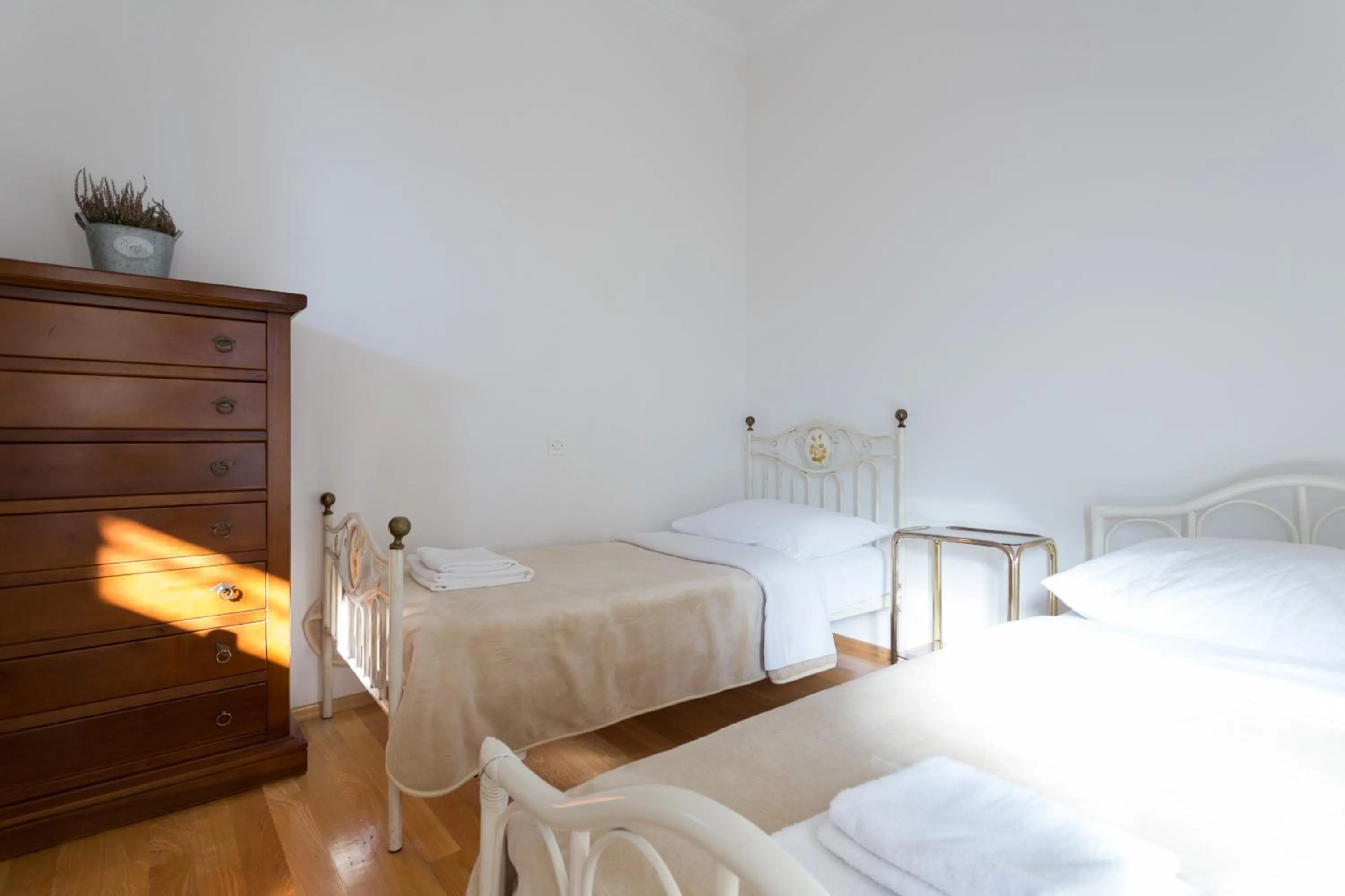 Bed in Hedera Estate, Hedera A27