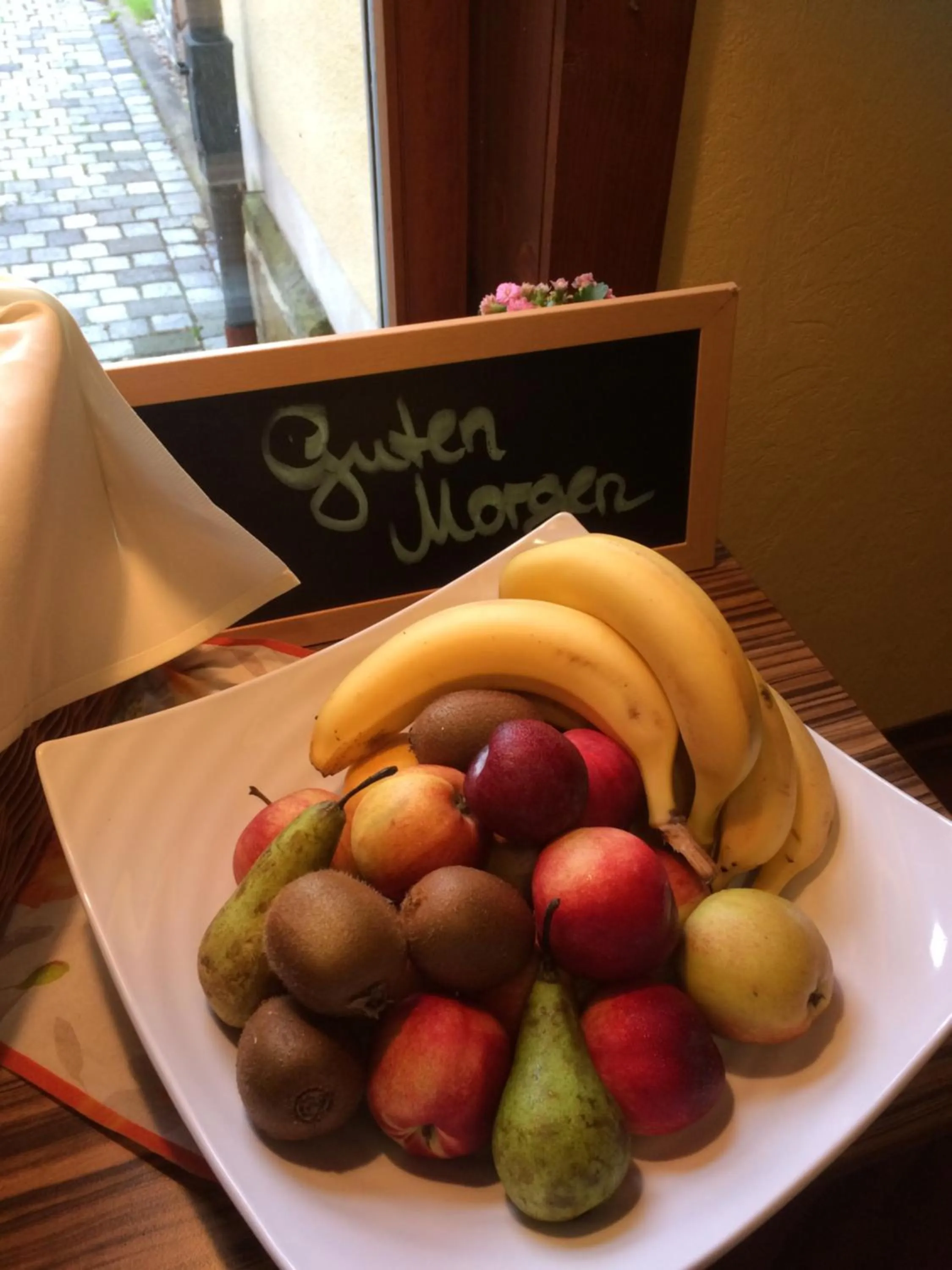 Breakfast in Hotel Zum Herrenhaus