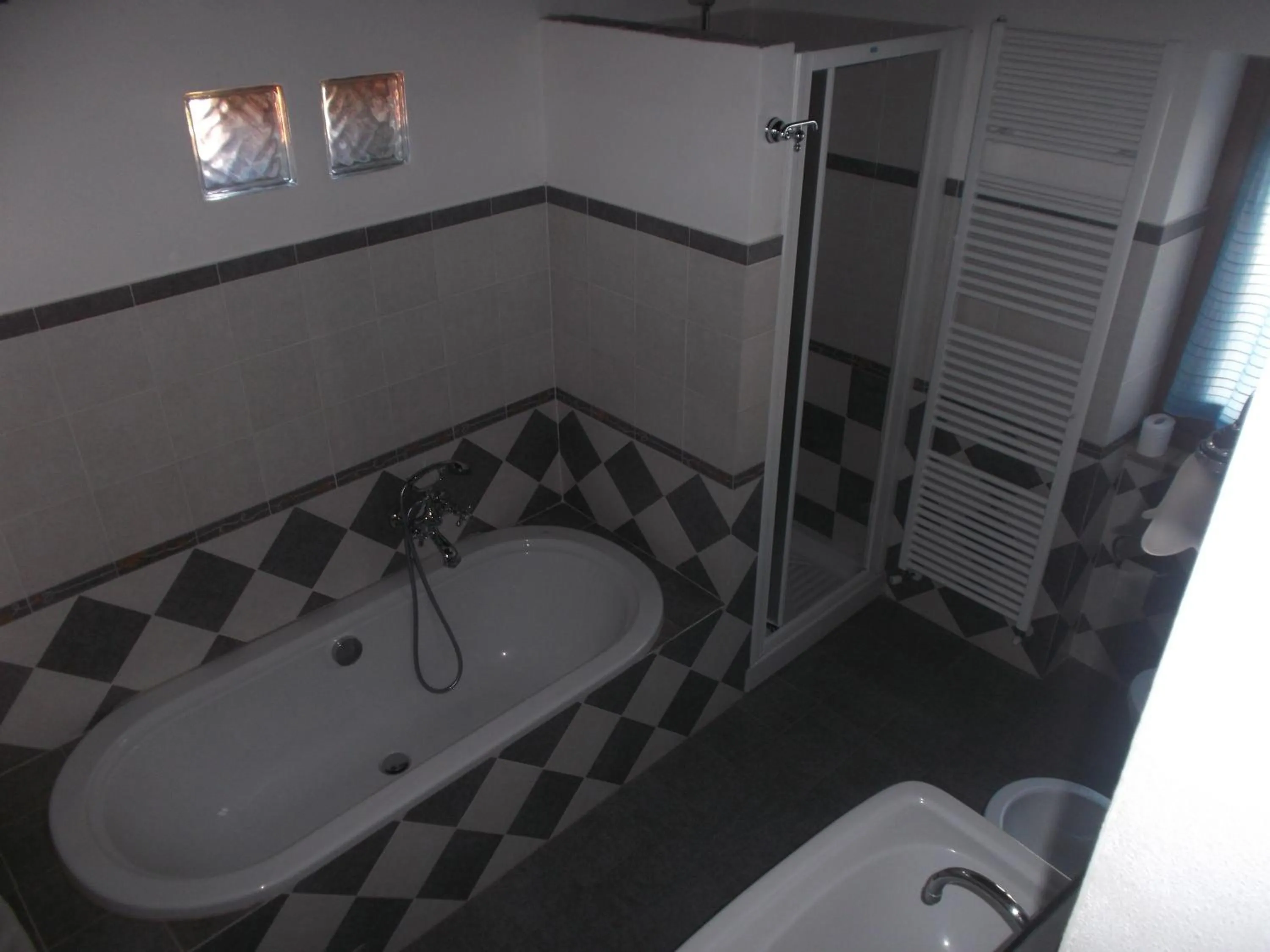 Bathroom in B&B Borgo Valagnesi casa Annarita