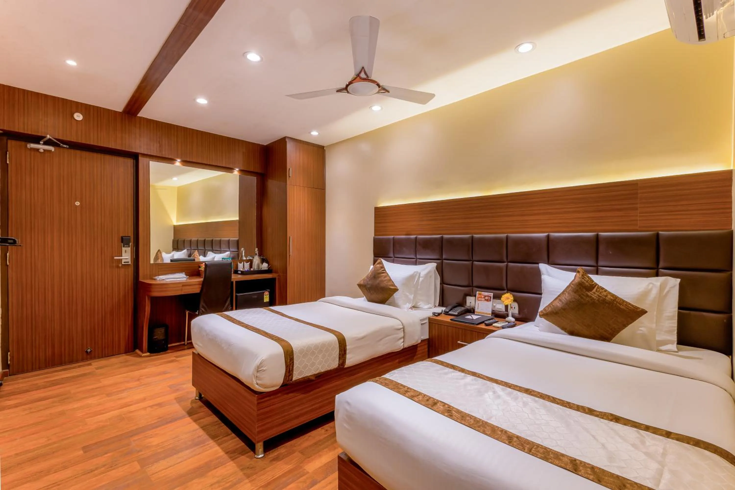 Bedroom, Bed in Hotel Sawood International