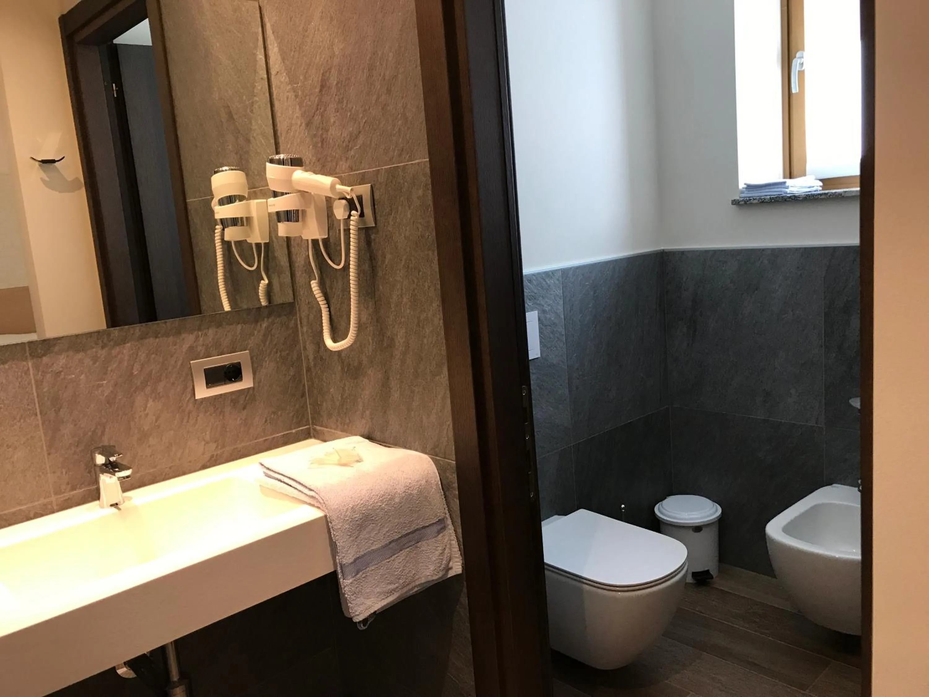 Toilet in Hotel Le Cime