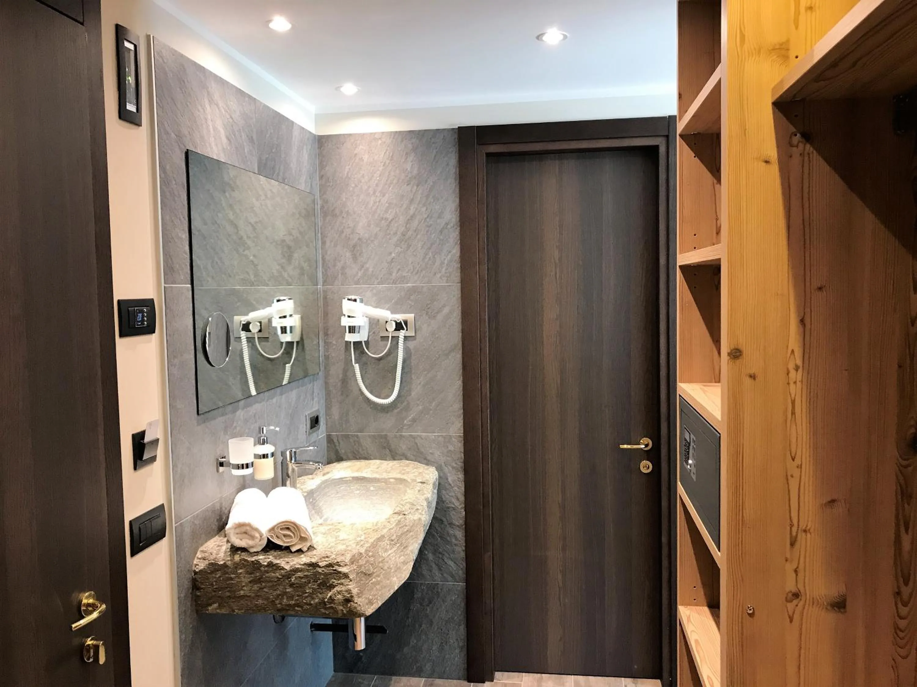 Bathroom in Hotel Le Cime
