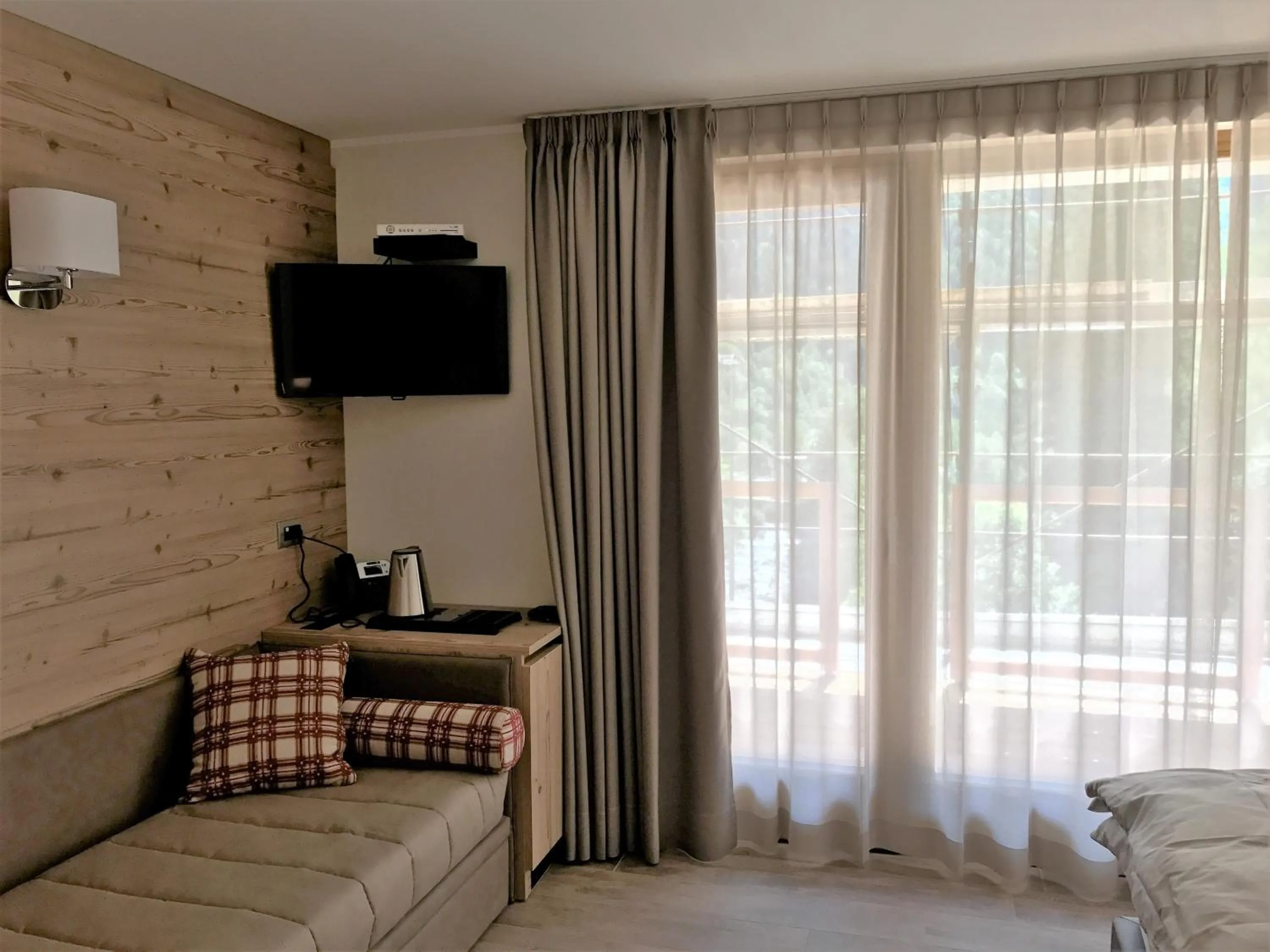 Bed in Hotel Le Cime