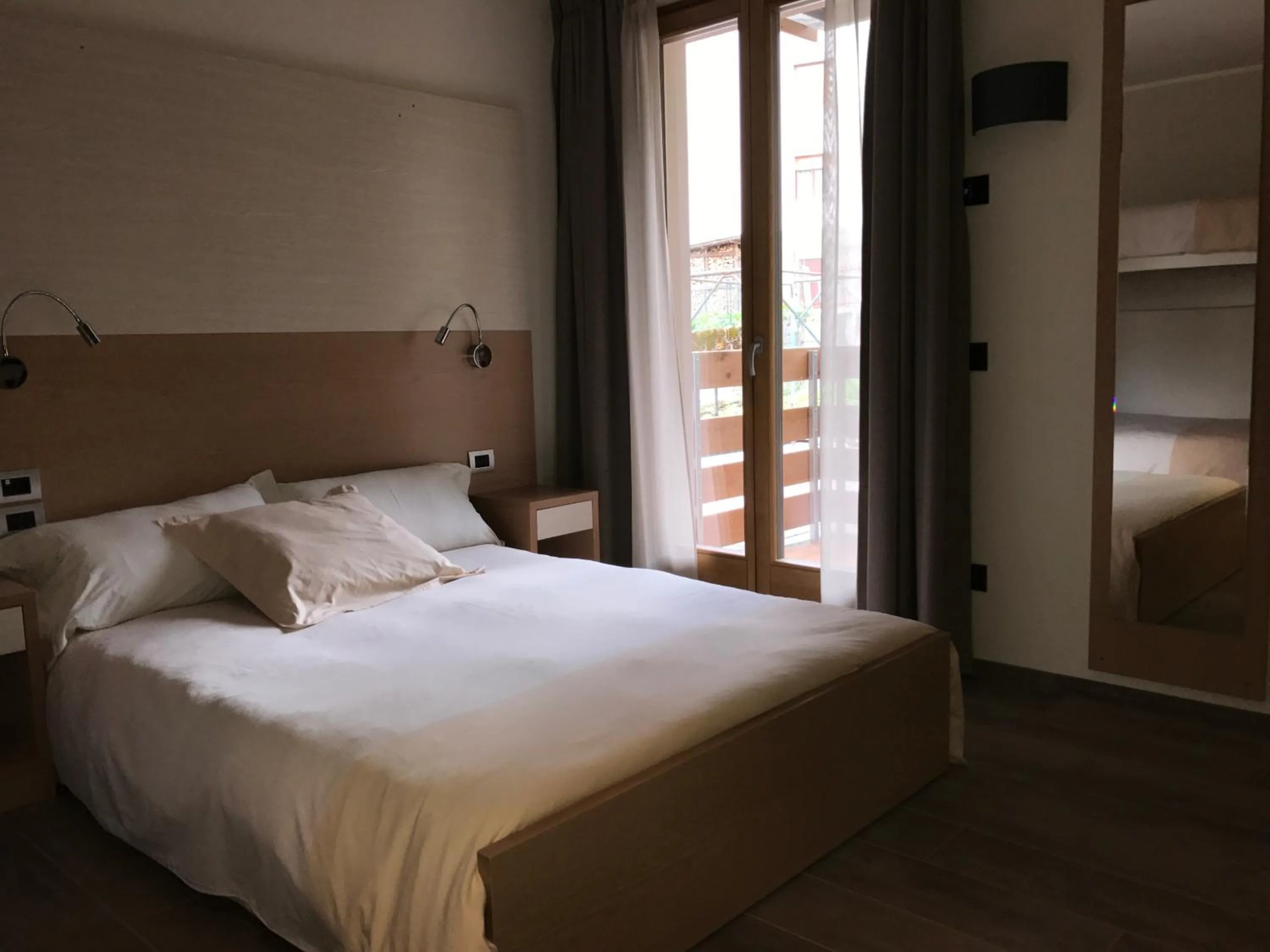 Bed in Hotel Le Cime