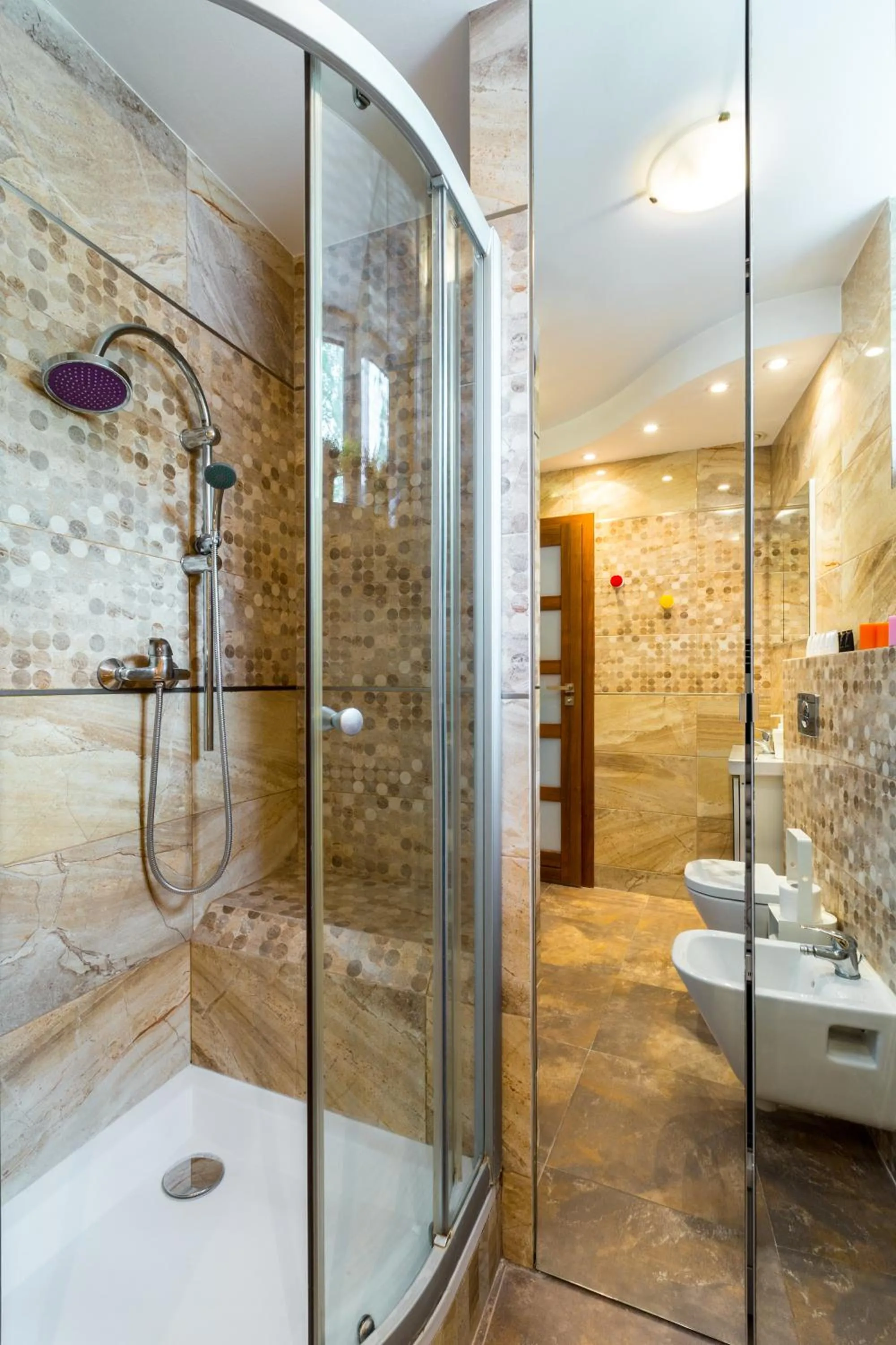 Toilet in Wawel Cracow Old City Apartments - Friendhouse Apartments