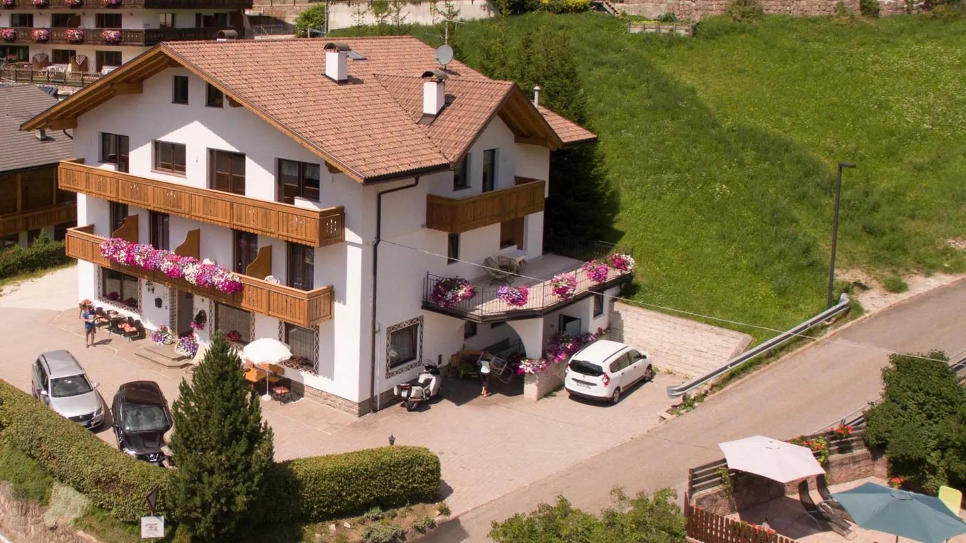 Spring in Hotel Garni Ruscel