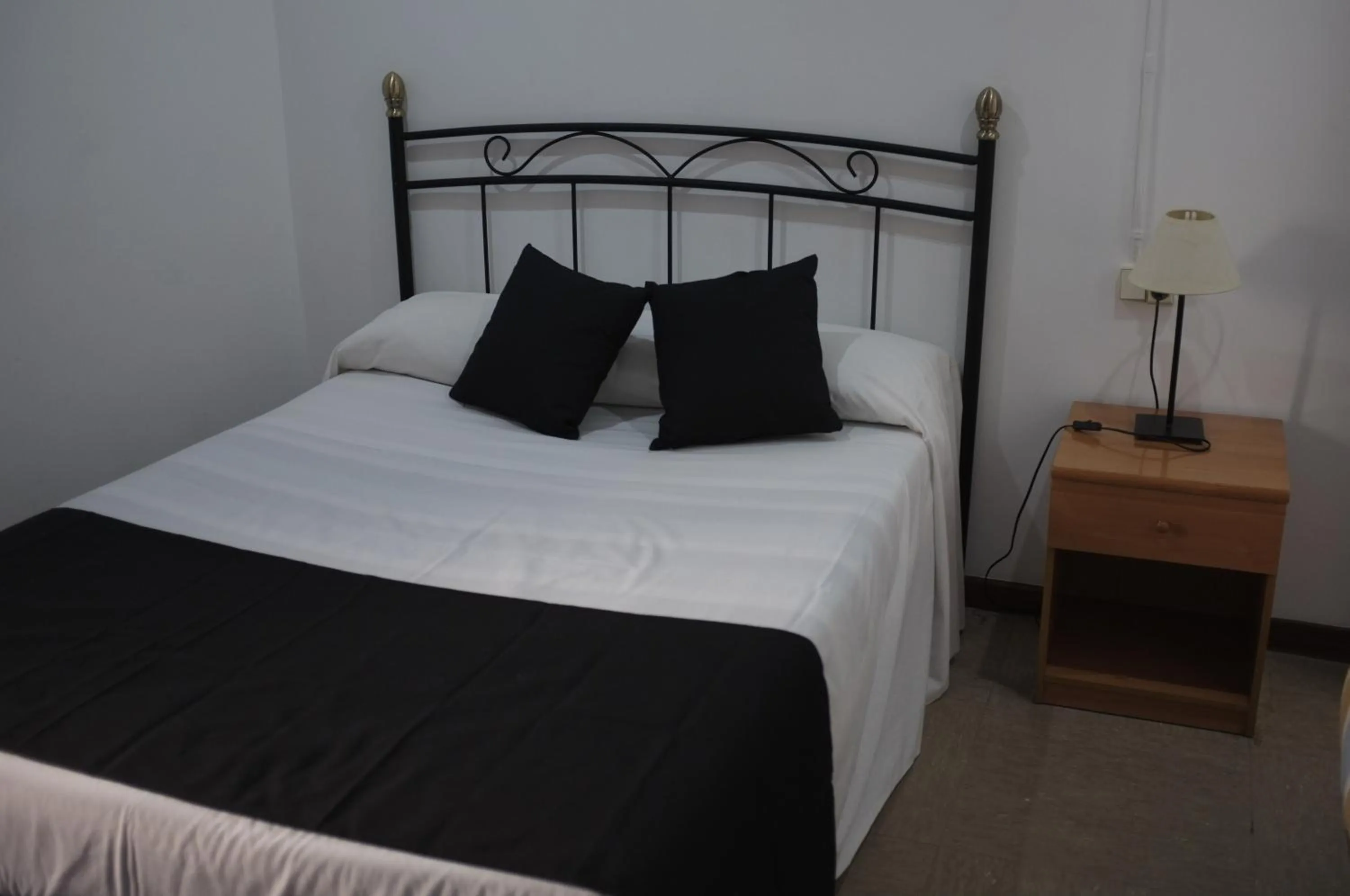 Bed in Hostal Europa