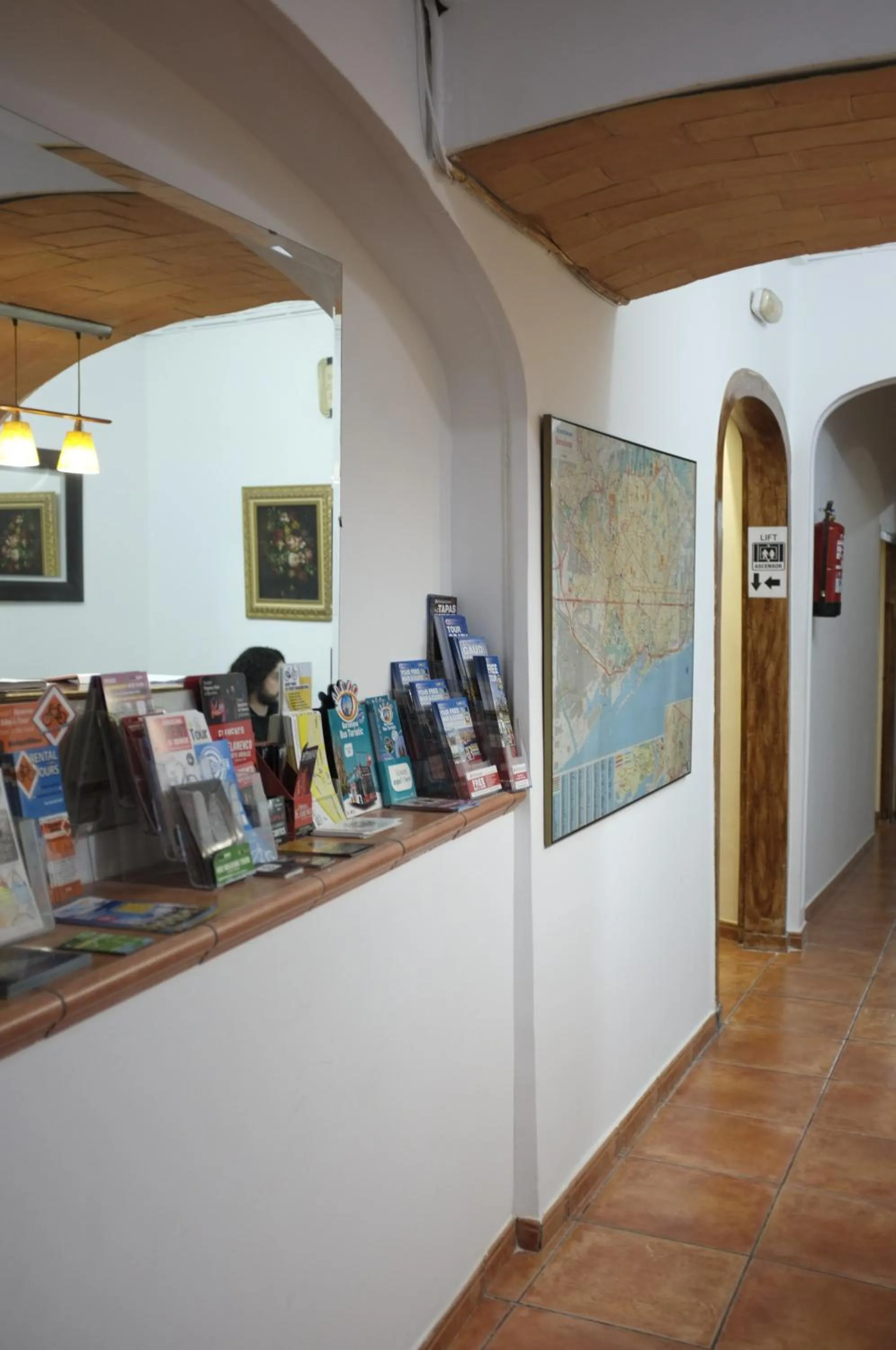 Lobby or reception in Hostal Europa