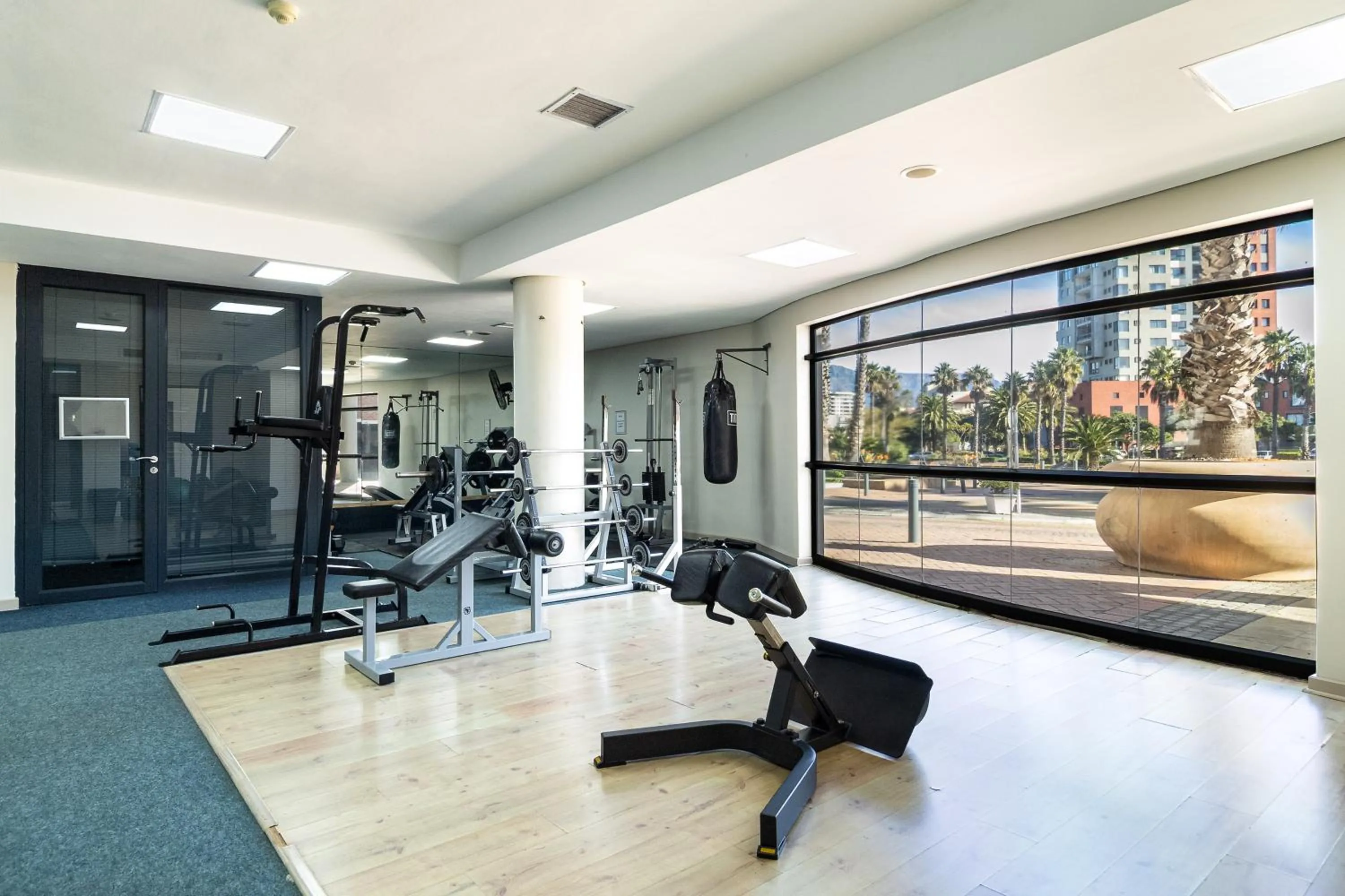 Fitness centre/facilities in Citystay Apartments Century City
