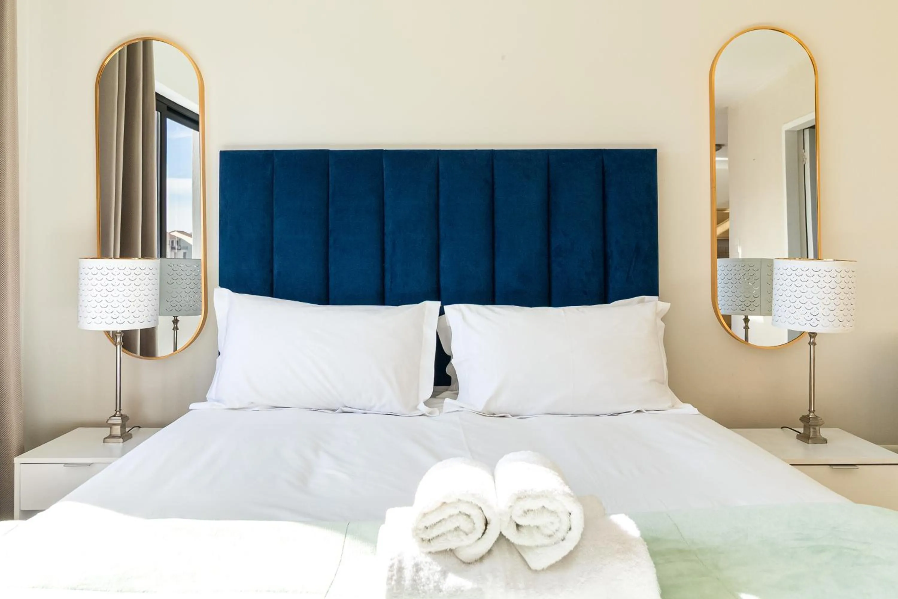 Bed in Citystay Apartments Century City