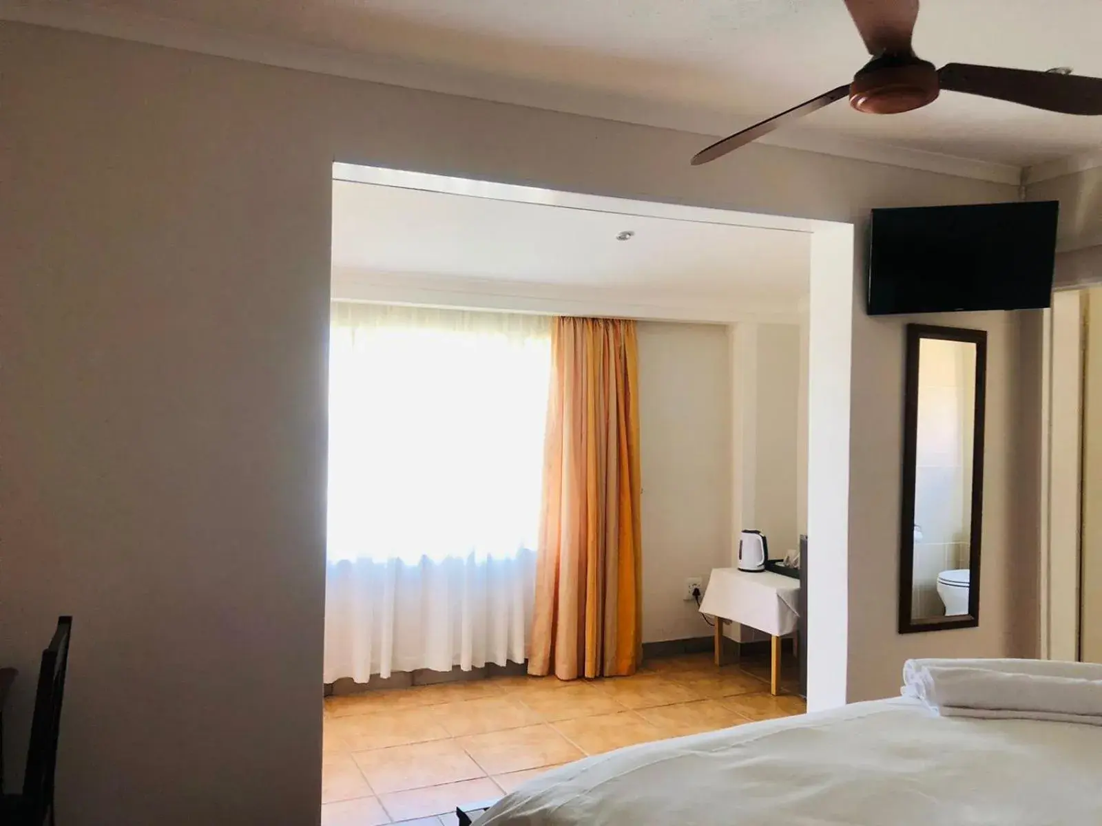 Standard Double or Twin Room - single occupancy in Botleng Guest House Standard Double or Twin Room - single occupancy in Botleng Guest House