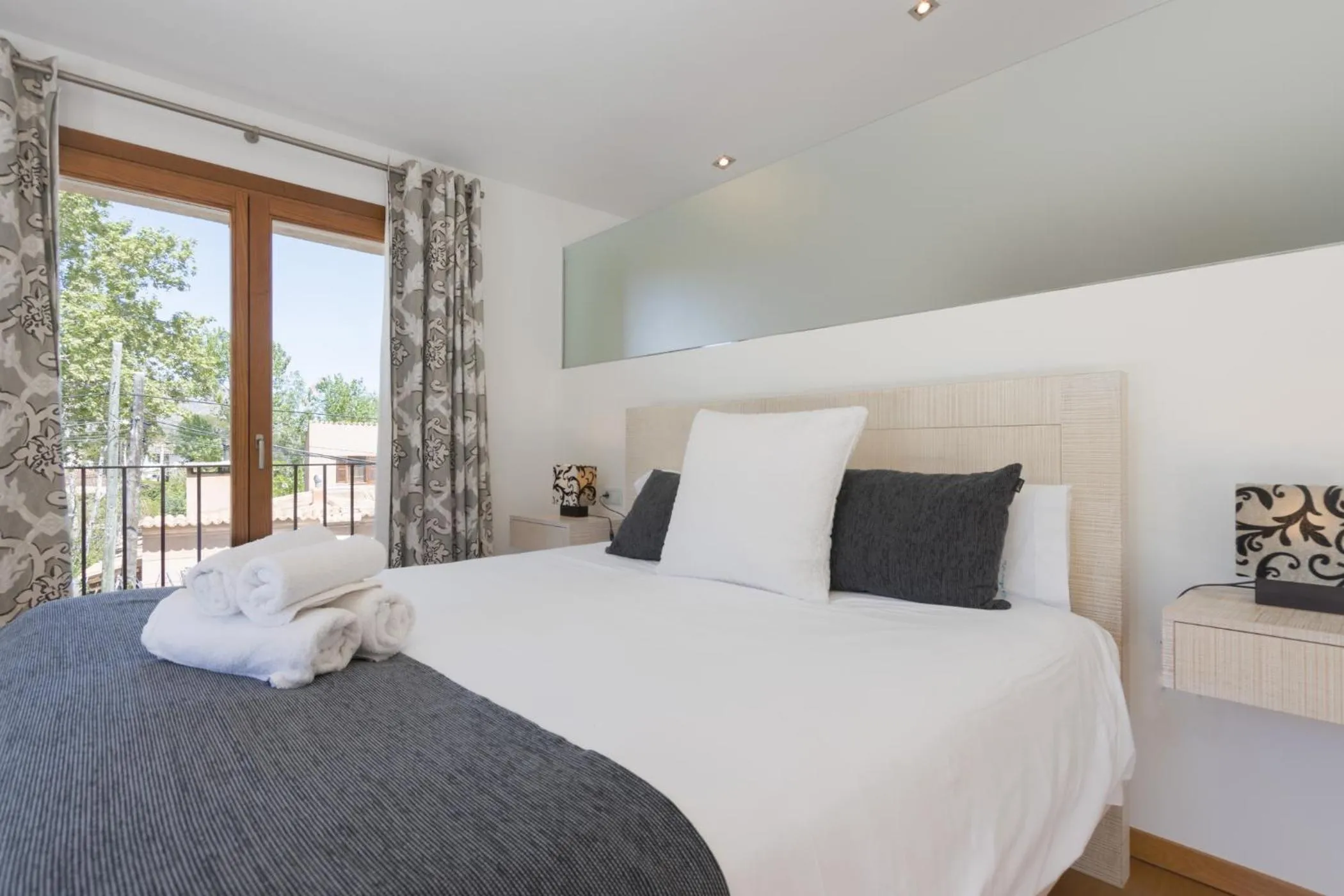 Bed in Villa Can Menut Nou