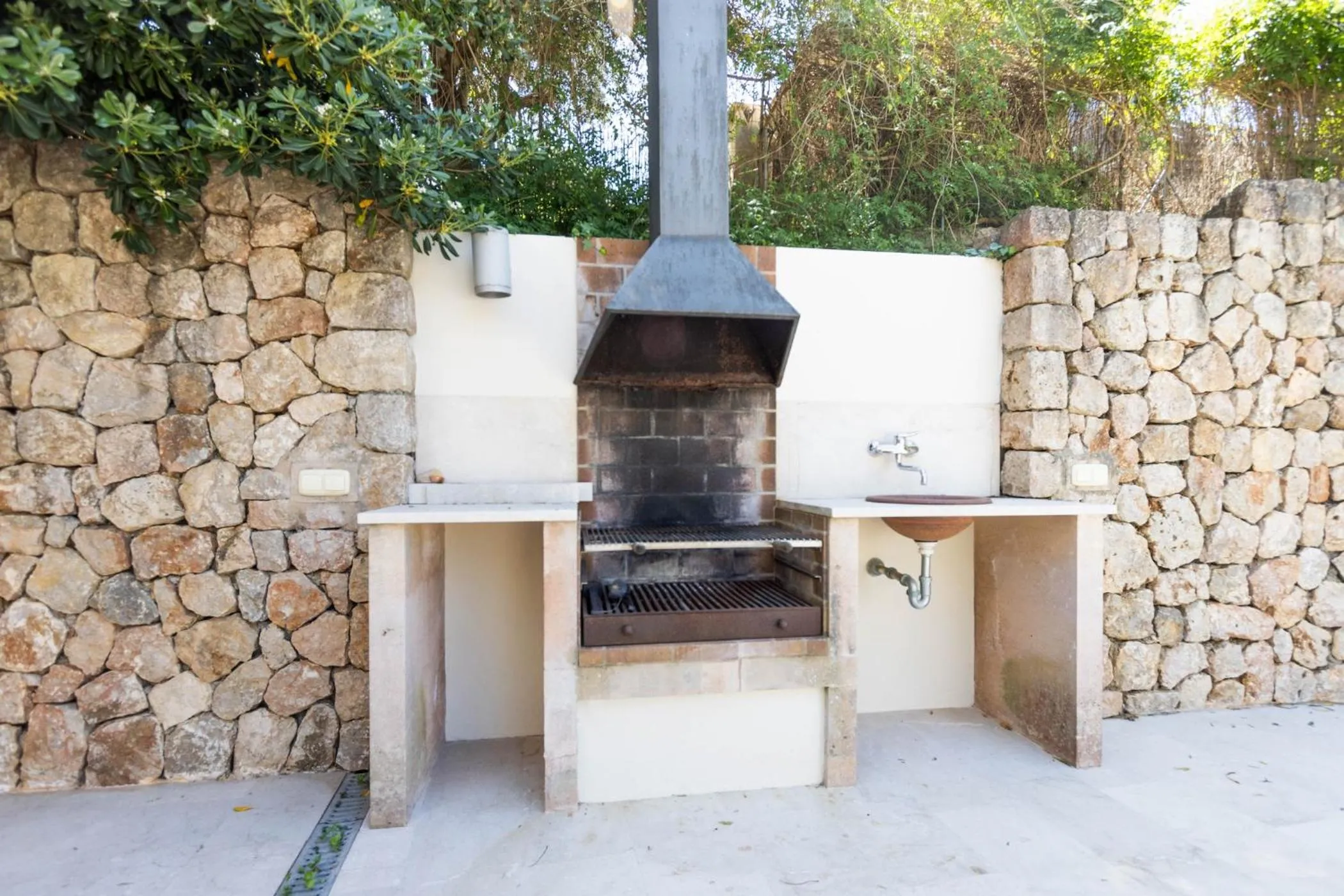 BBQ facilities in Villa Can Menut Nou