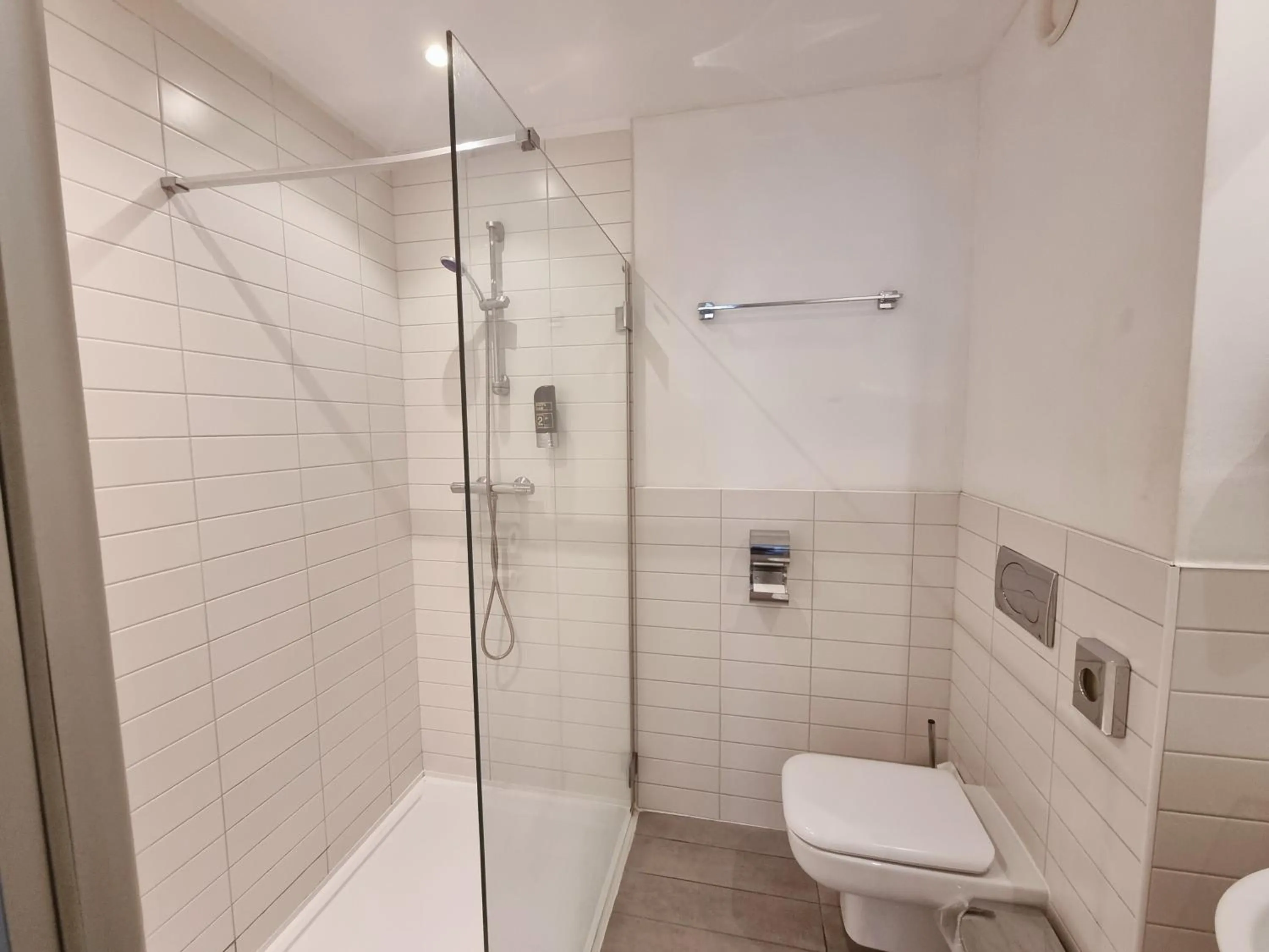 Bathroom in Saillant Hotel Maastricht City Centre - Auping Hotel Partner