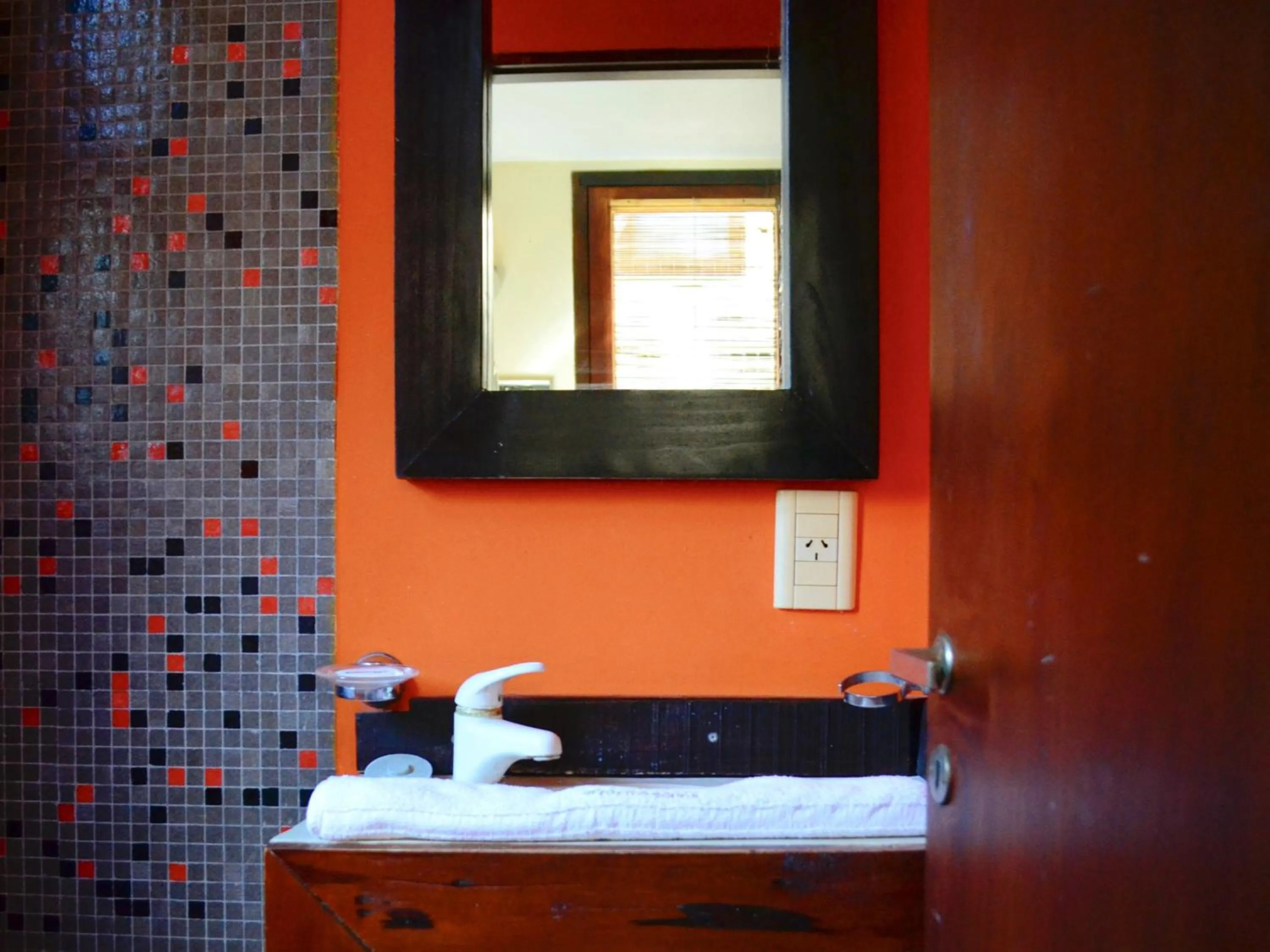 Bathroom in Altos Medanos Cabañas & Club de Bosque