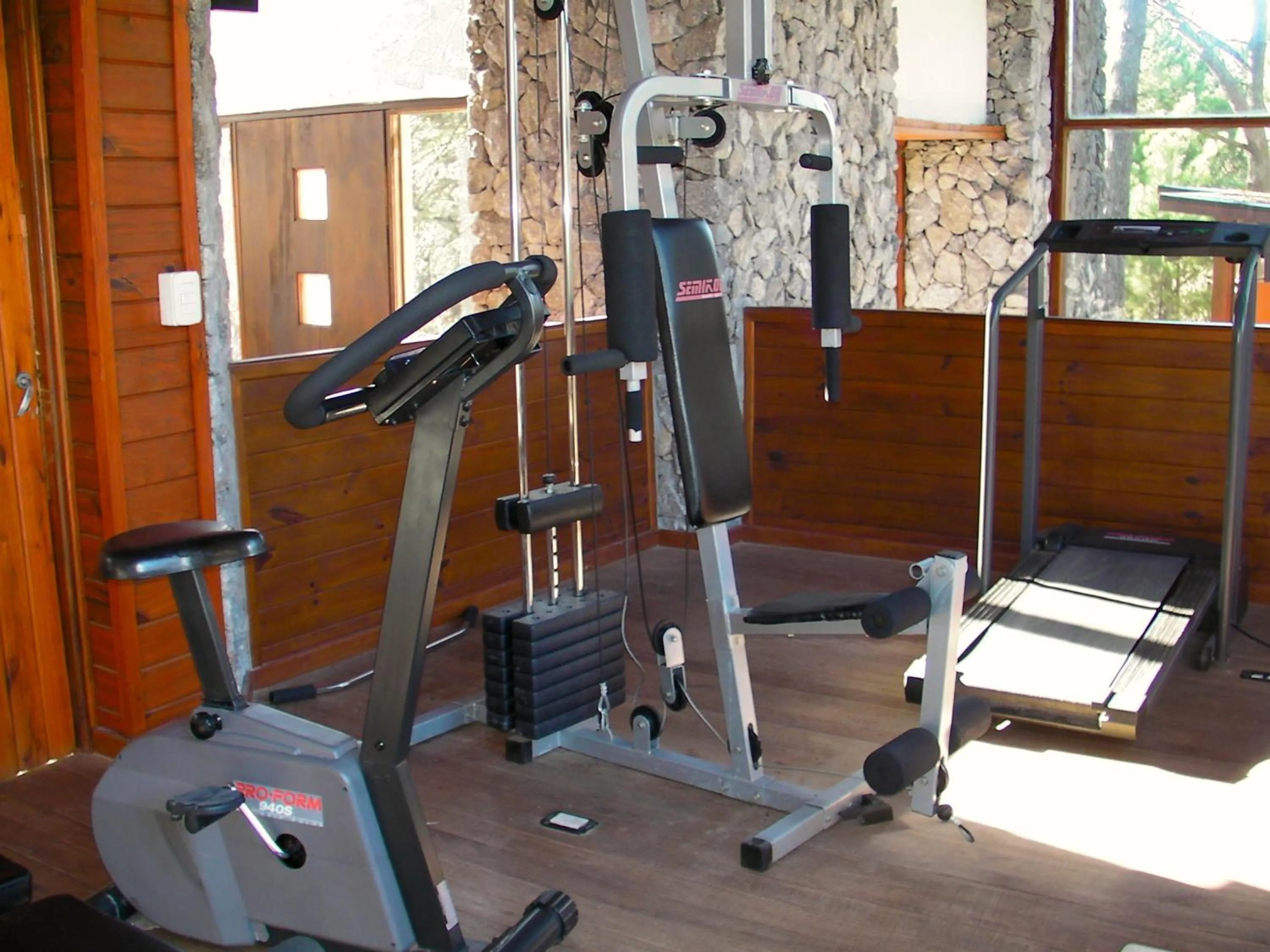 Fitness centre/facilities in Altos Medanos Cabañas & Club de Bosque