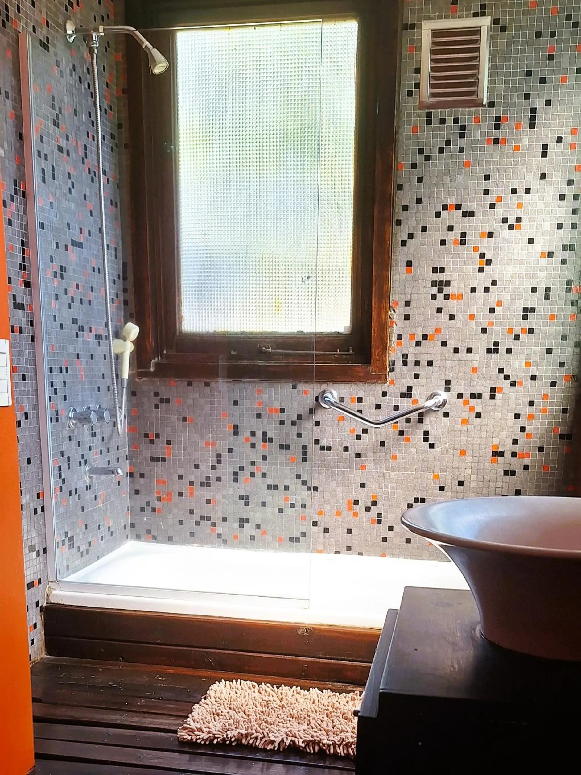 Bathroom in Altos Medanos Cabañas & Club de Bosque