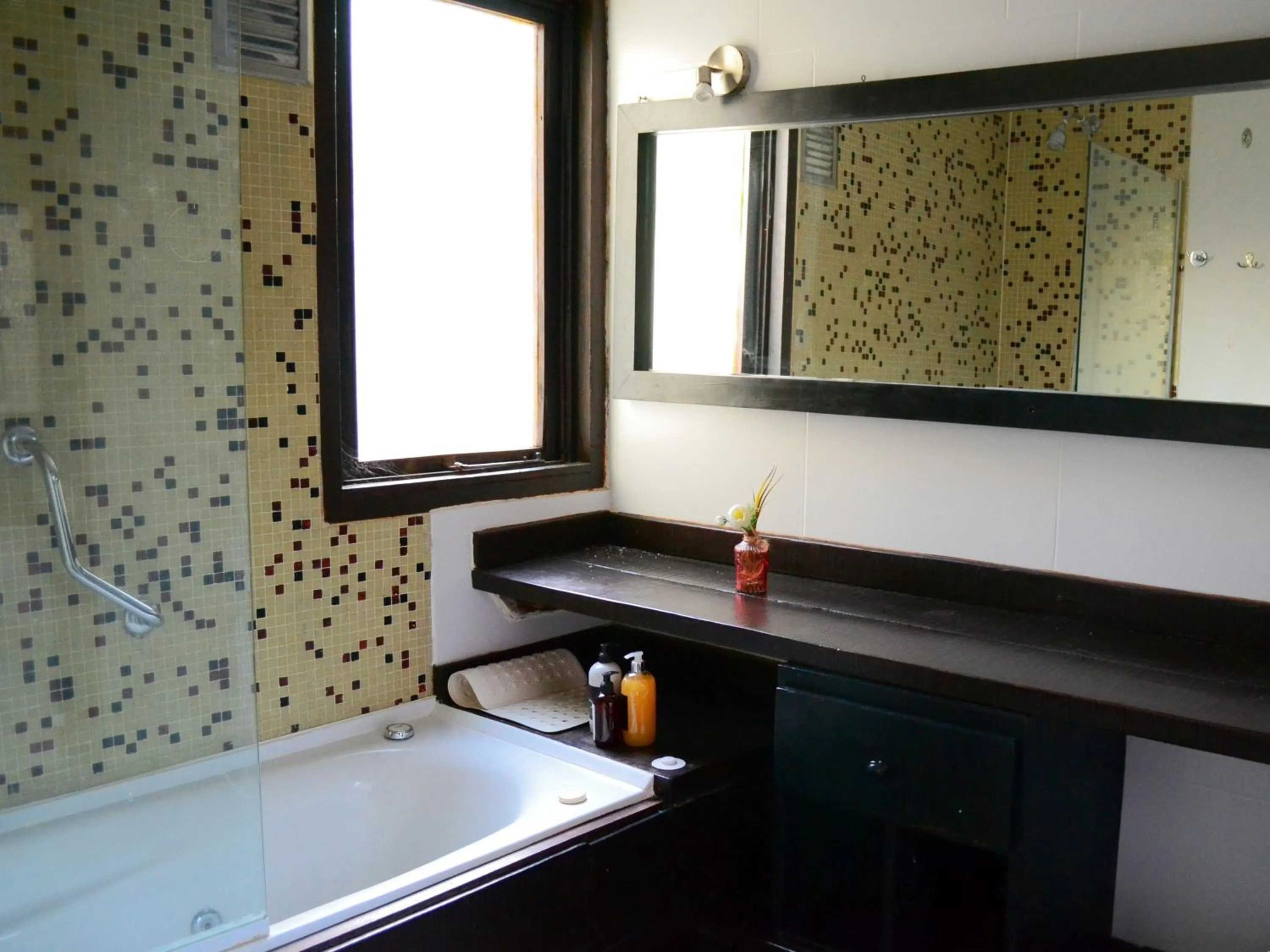 Hot Tub in Altos Medanos Cabañas & Club de Bosque