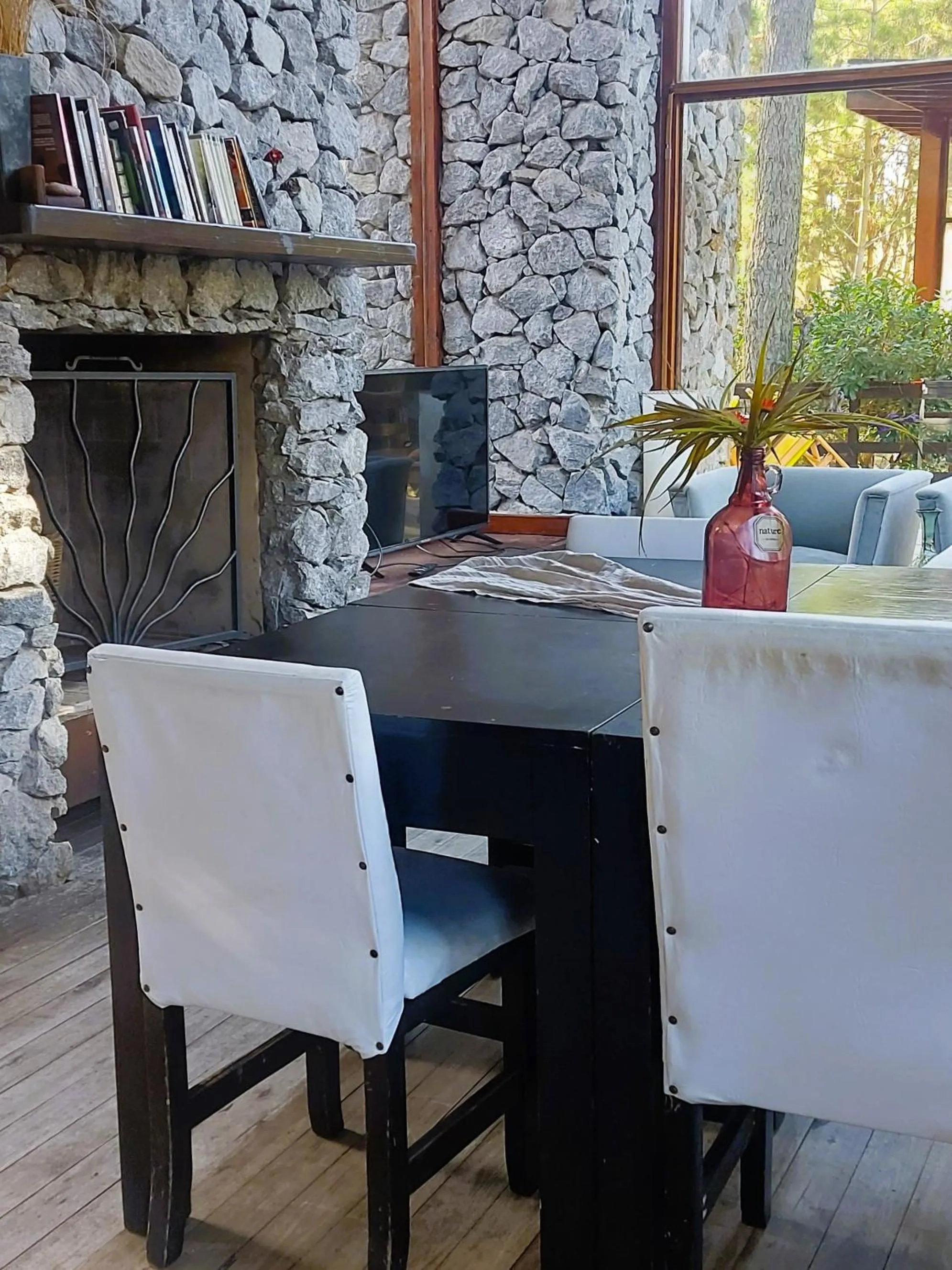 Seating area in Altos Medanos Cabañas & Club de Bosque