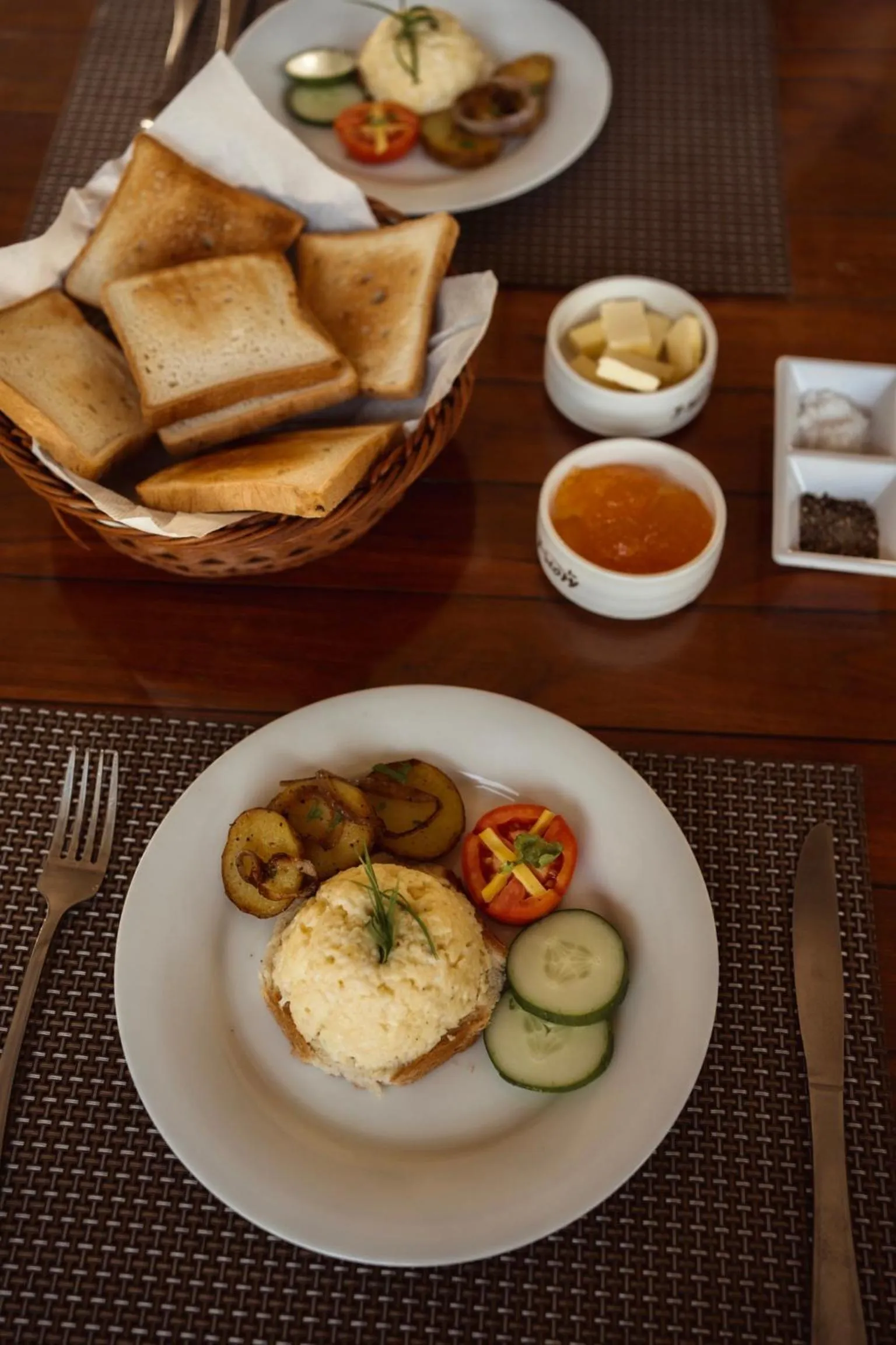 Breakfast in Atara Lagoon Kalpitiya