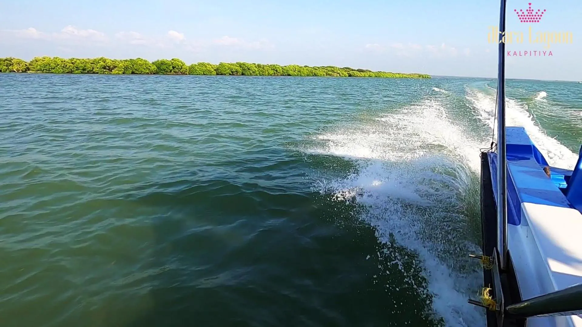Beach in Atara Lagoon Kalpitiya