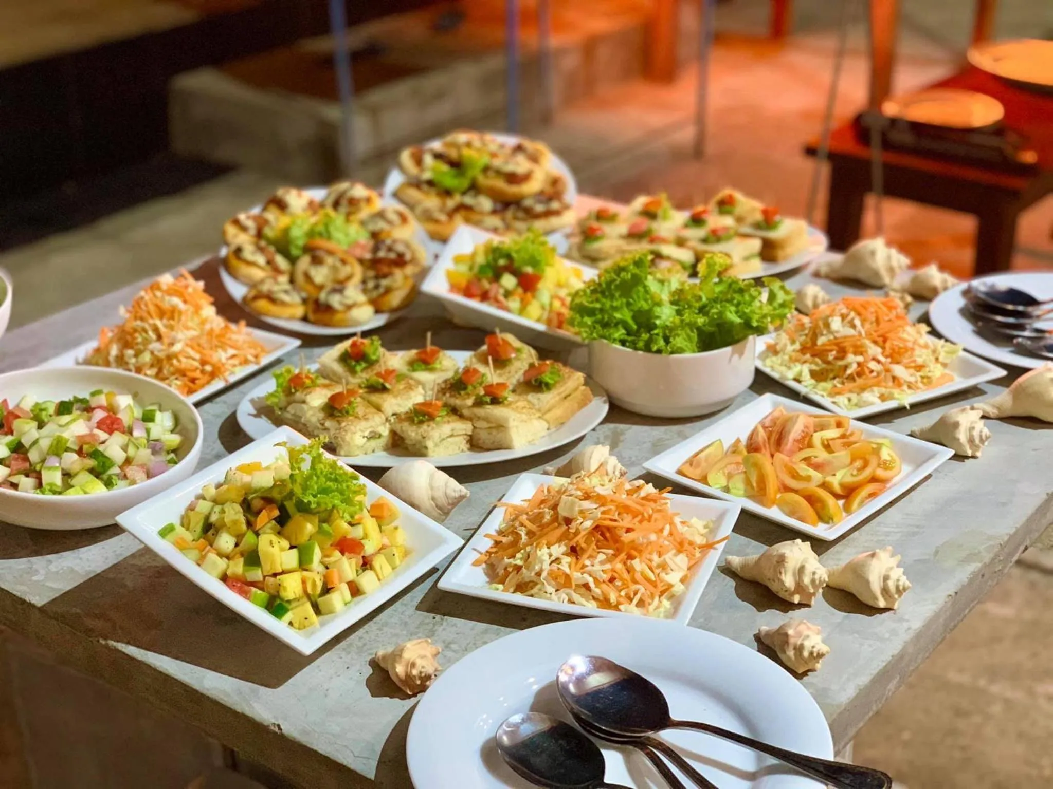 Food and drinks in Atara Lagoon Kalpitiya