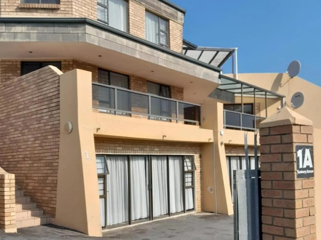 Property building in Buffalo View Lodge