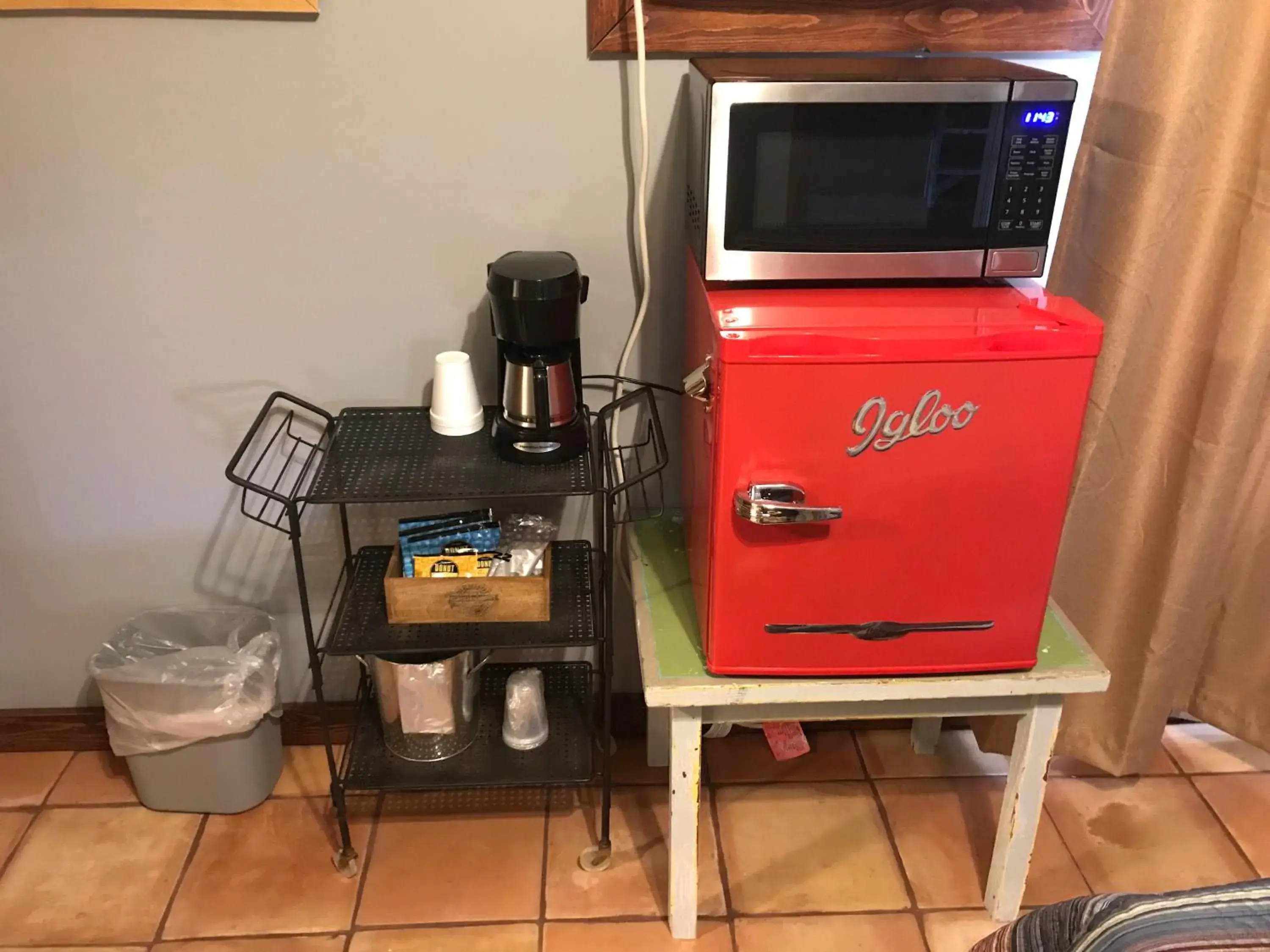 Superior Queen Room in Hotel Kitsmiller on Main Superior Queen Room in Hotel Kitsmiller on Main