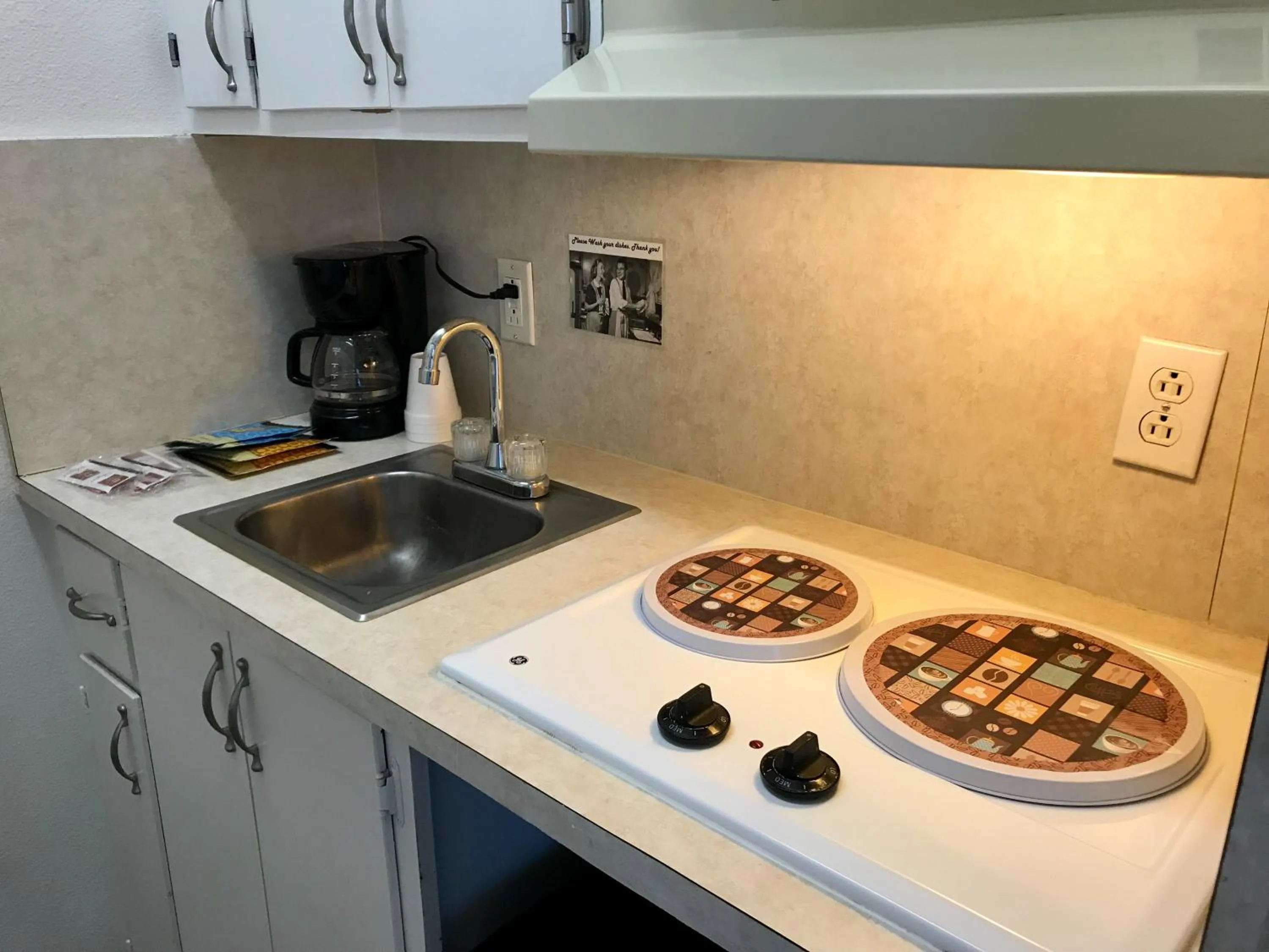 Kitchen or kitchenette in Hotel Kitsmiller on Main