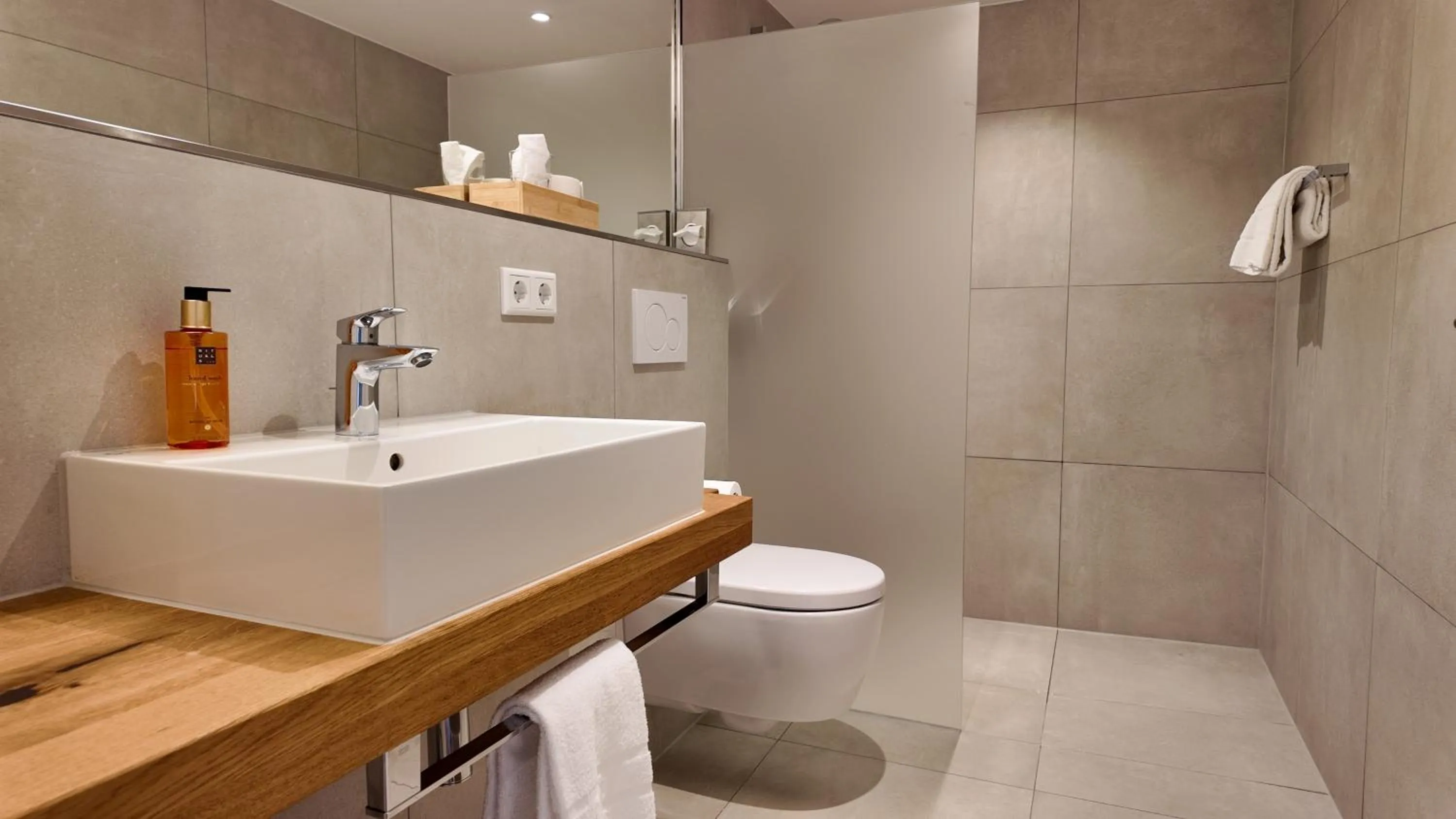 Bathroom in Scherauer Hof