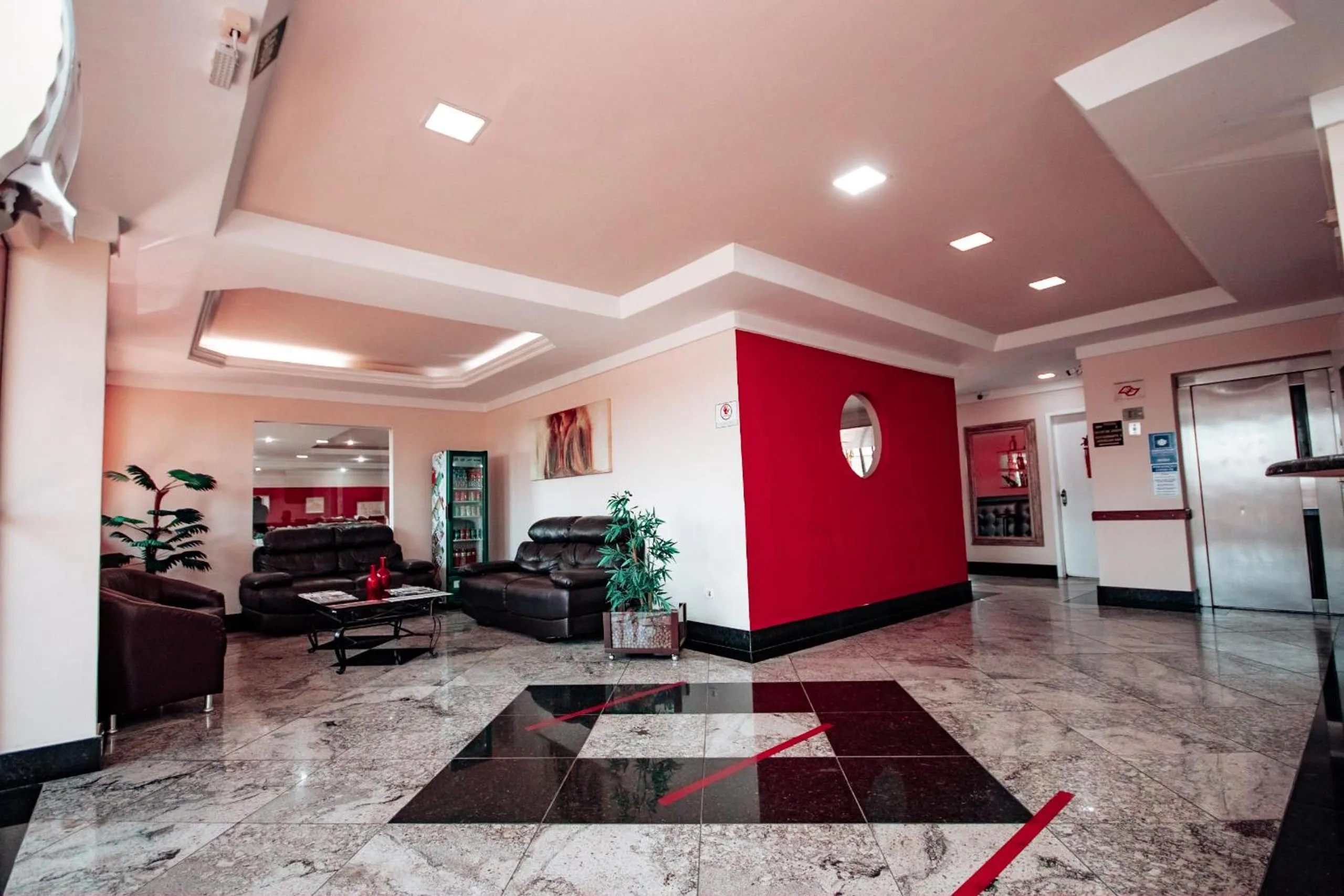 Plaza Dutra Hotel