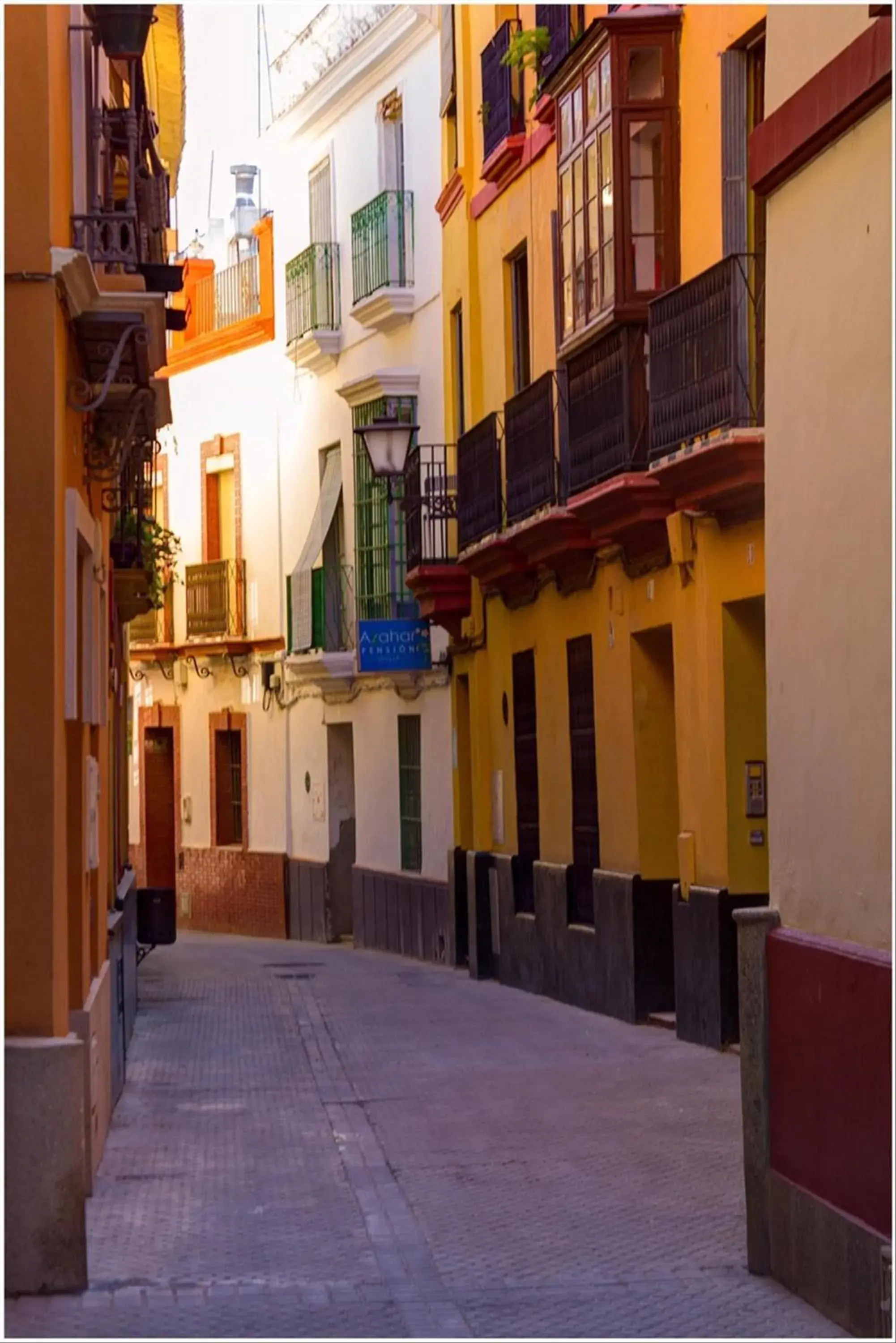 Facade/entrance in Pension Azahar Facade/entrance in Pension Azahar