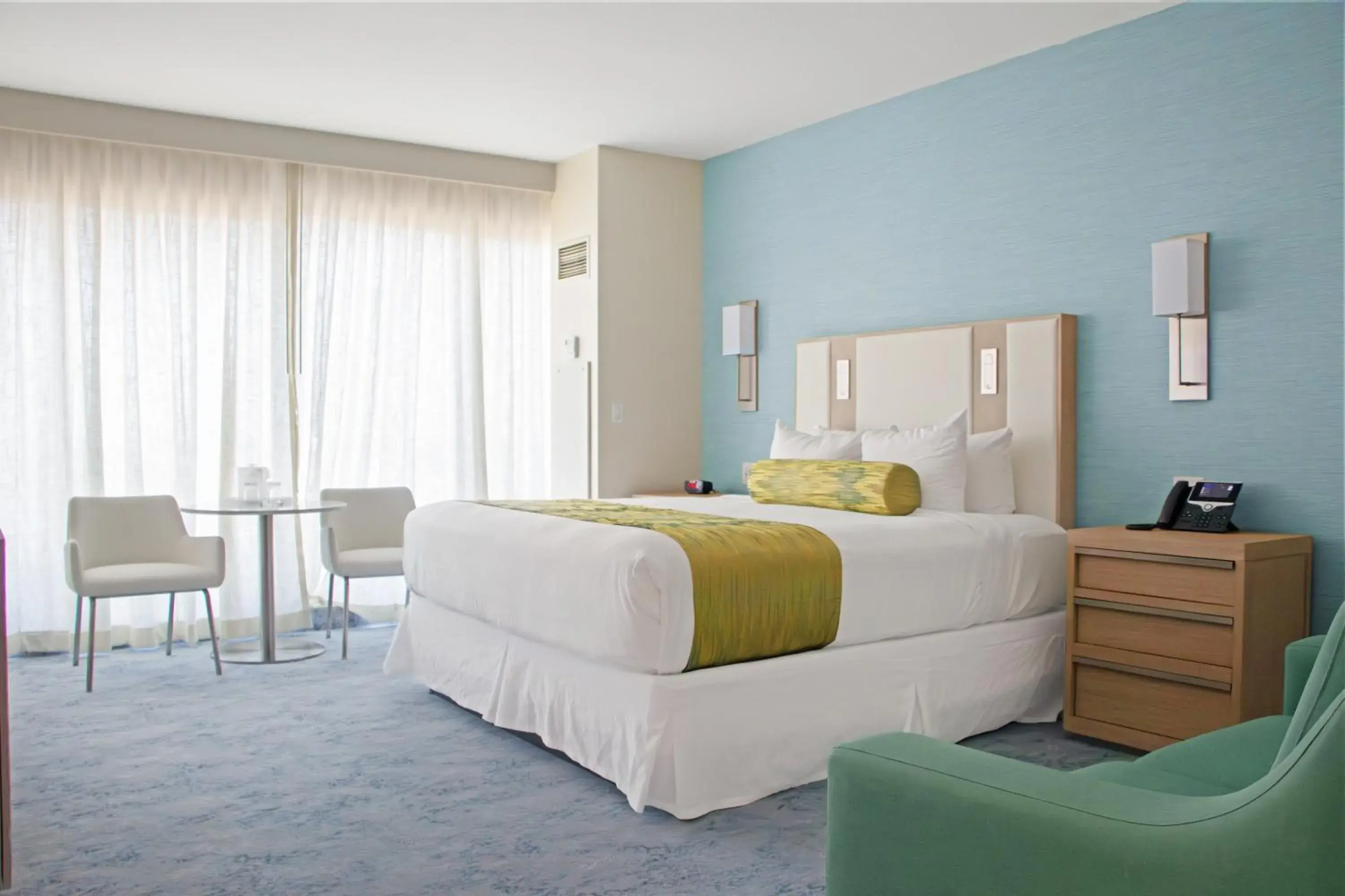 Bed in Scarlet Pearl Casino Resort Bed in Scarlet Pearl Casino Resort