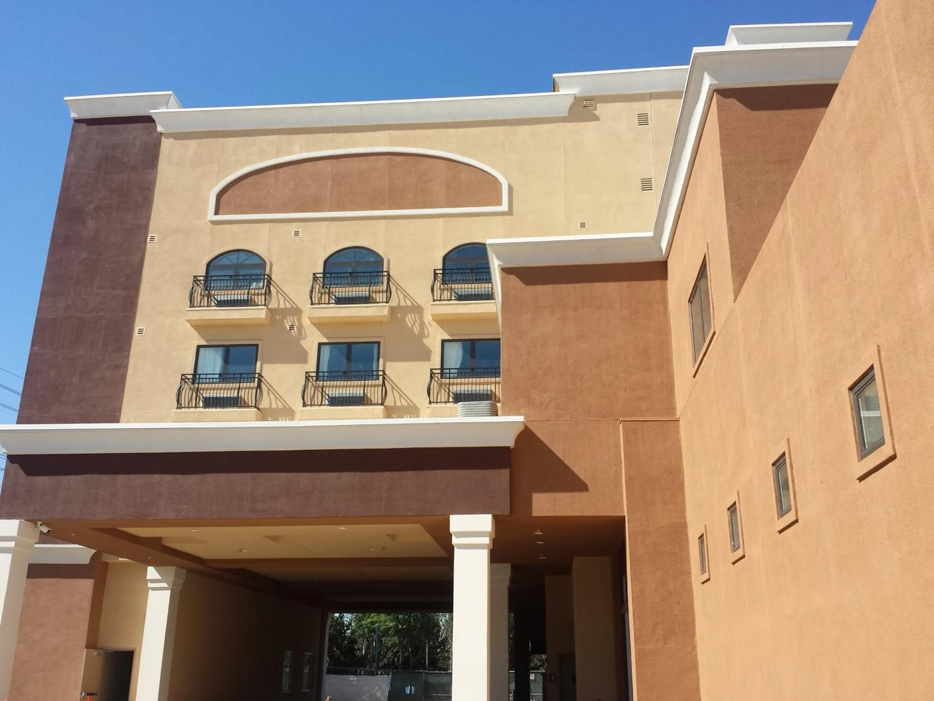 Facade/entrance in Grand Legacy At The Park