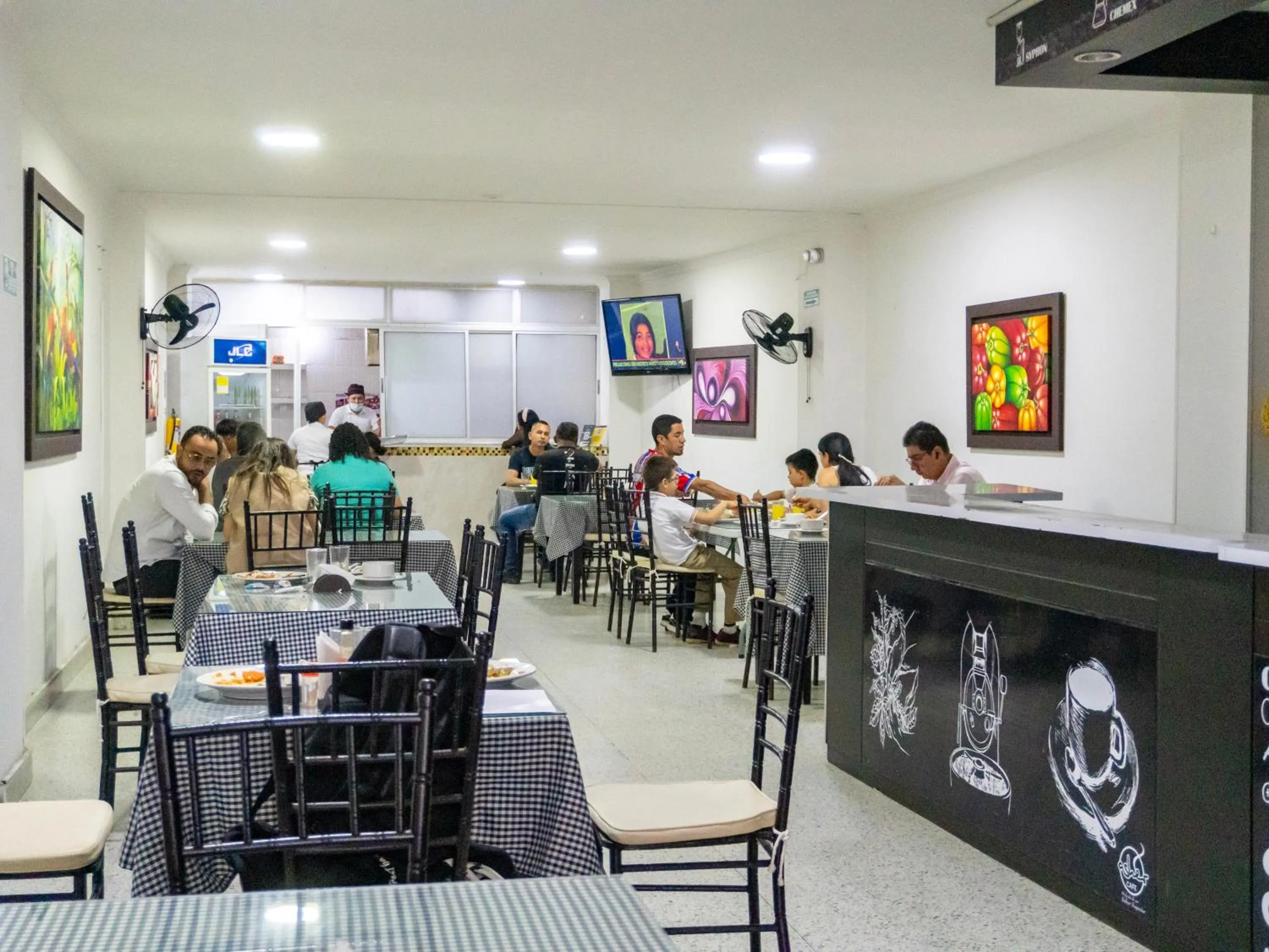 Restaurant/places to eat in Hotel Andinos Plaza Pitalito