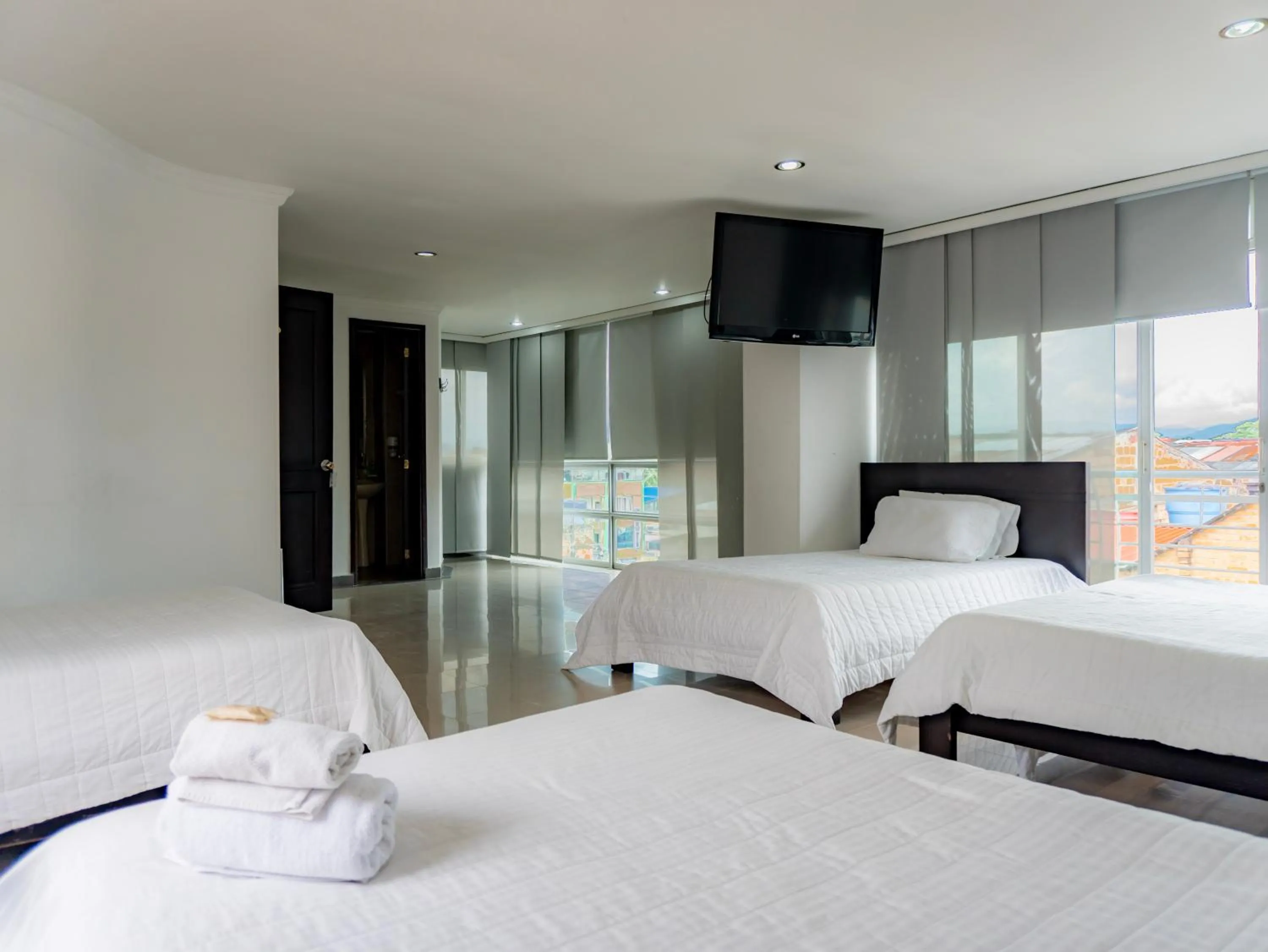 Family, Bed in Hotel Andinos Plaza Pitalito