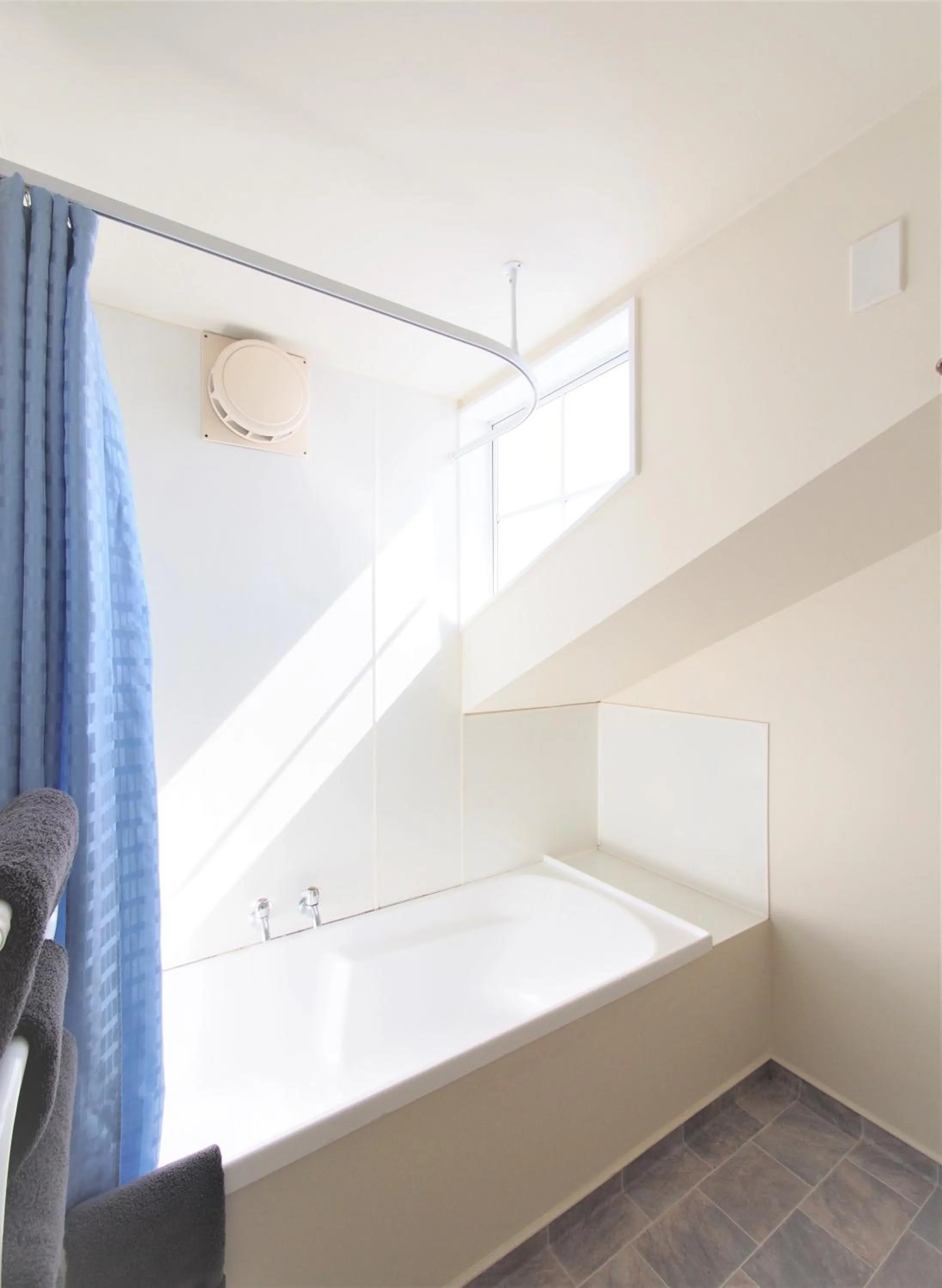 Bathroom in Riverlodge Motel