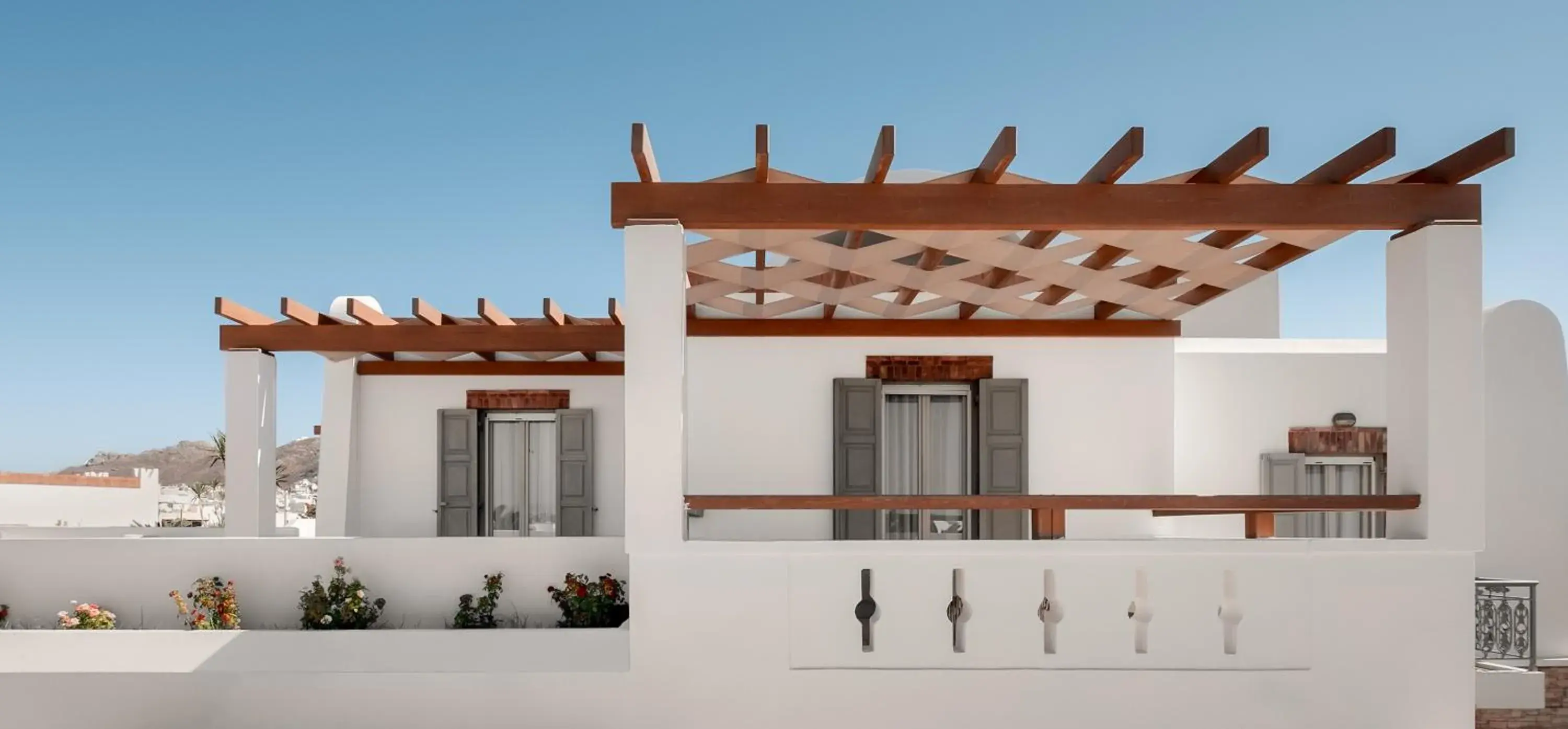 Property building in Porto Naxos Property building in Porto Naxos