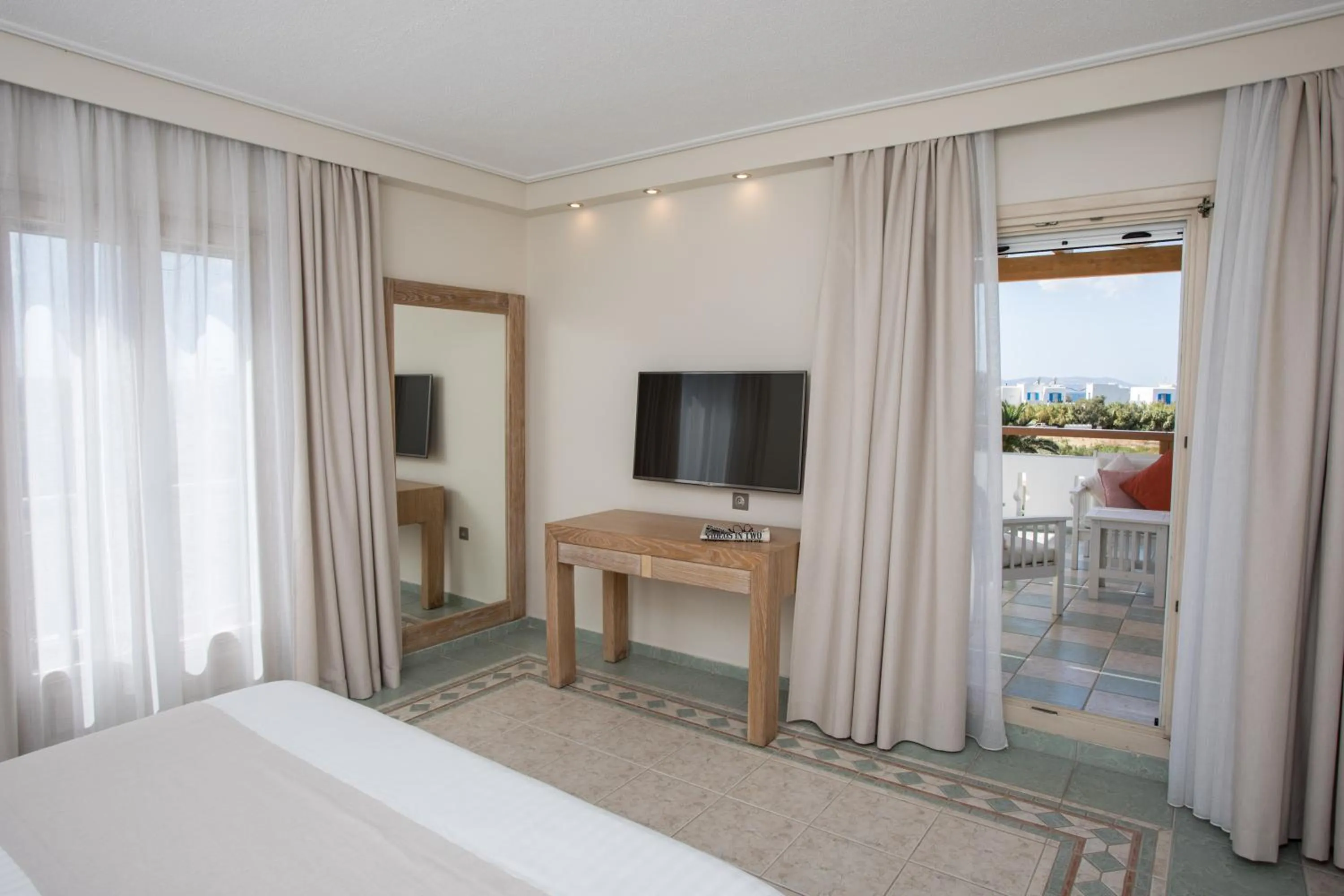 TV and multimedia, Bed in Porto Naxos