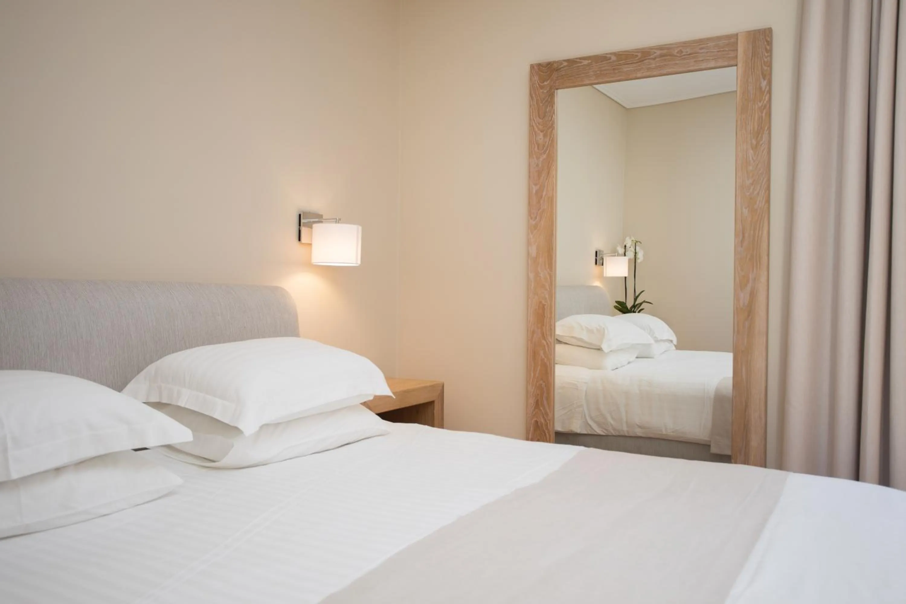 Toilet, Bed in Porto Naxos