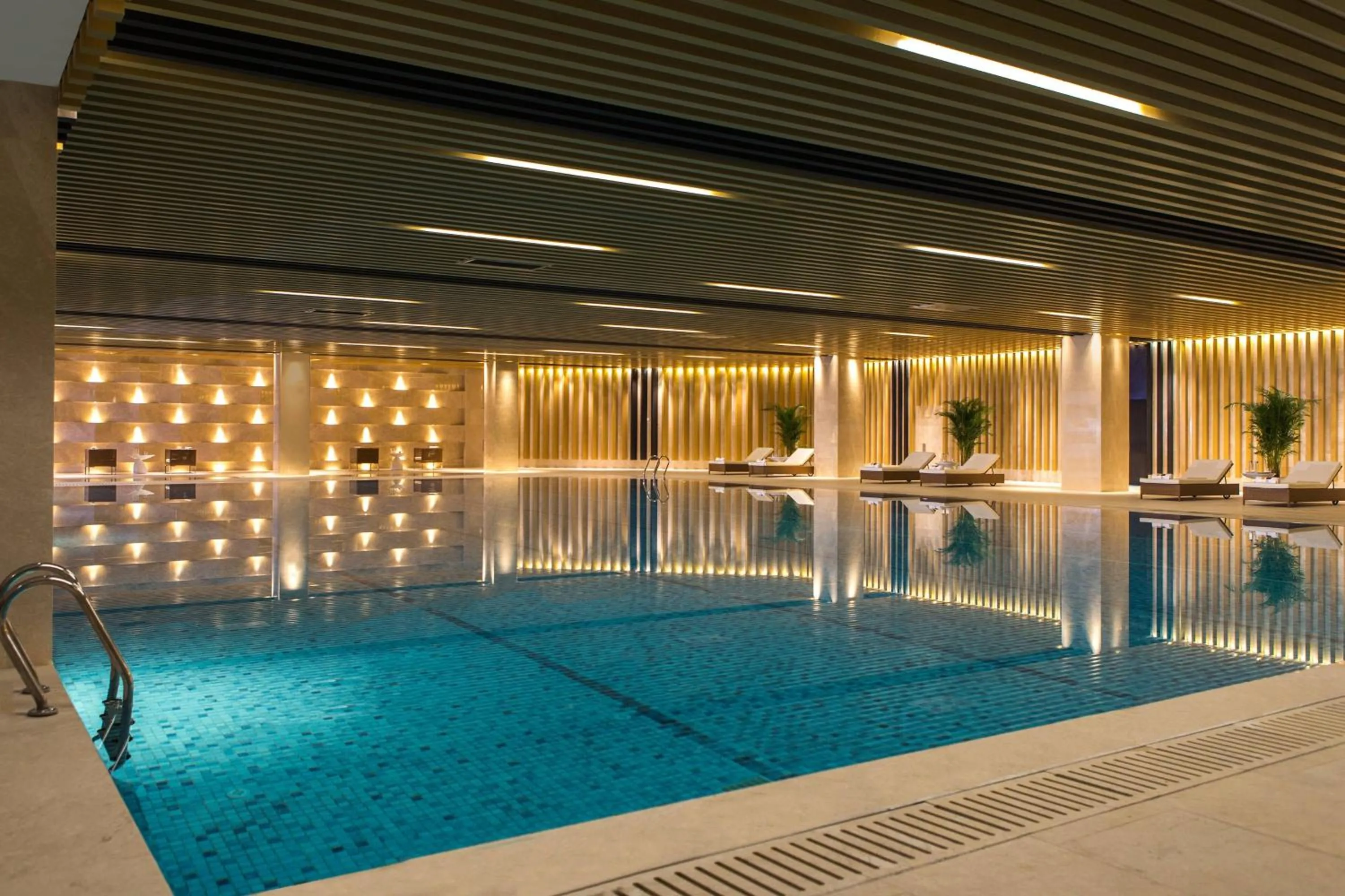 Swimming pool in Renaissance Nanjing Olympic Centre Hotel