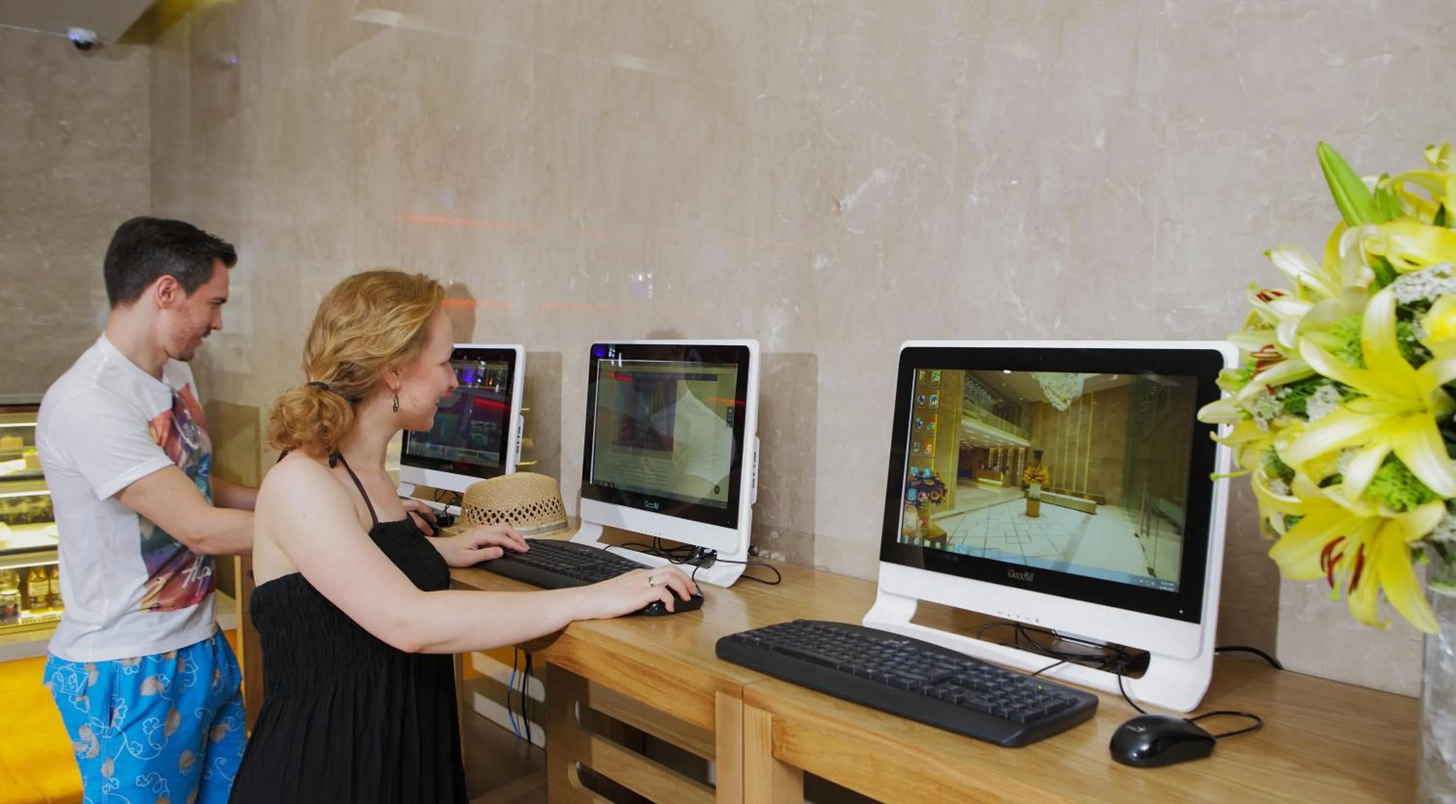 Business facilities in Rosaka Nha Trang Hotel