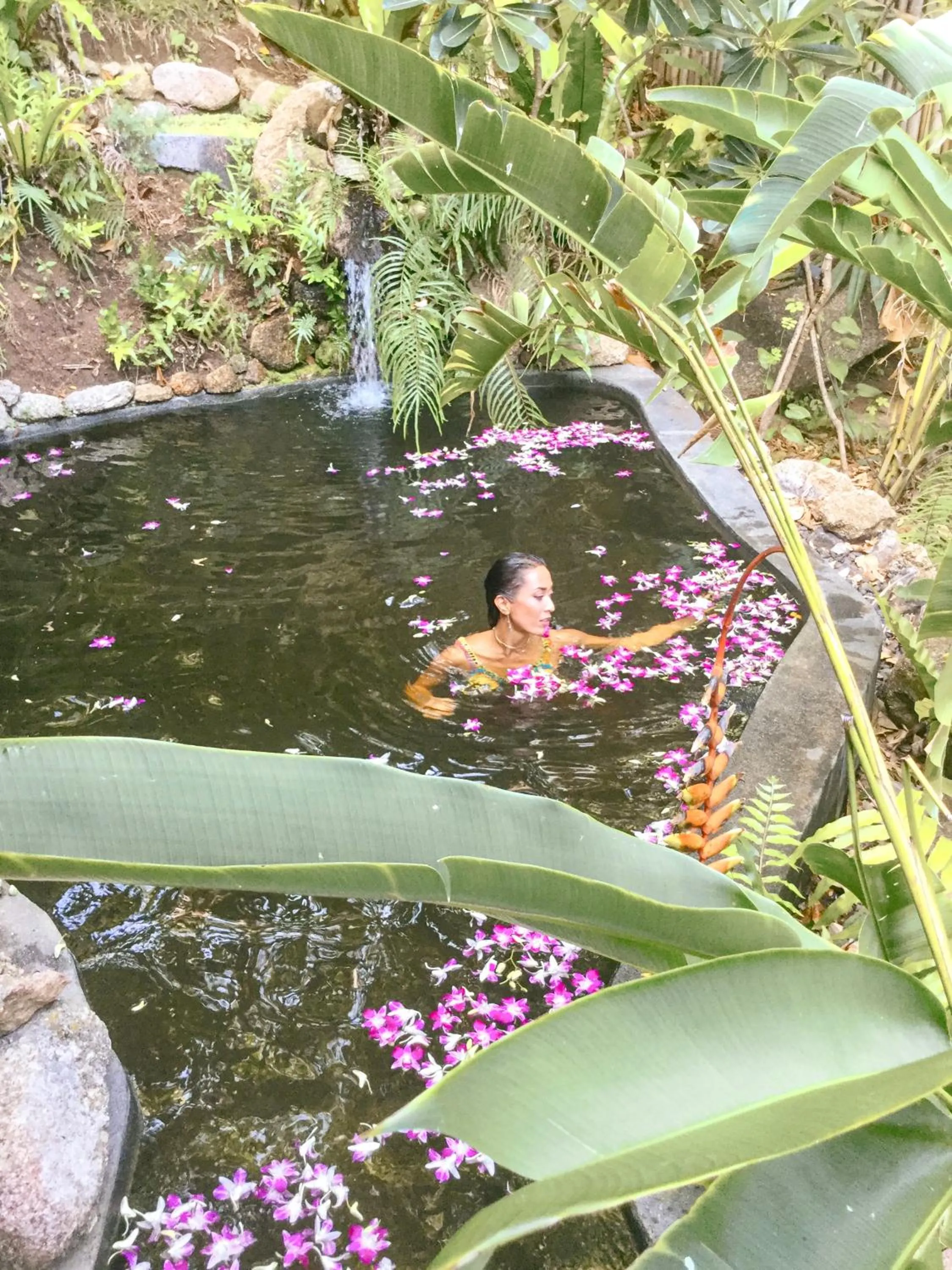 Swimming pool in Somewhere Only We Know Resort