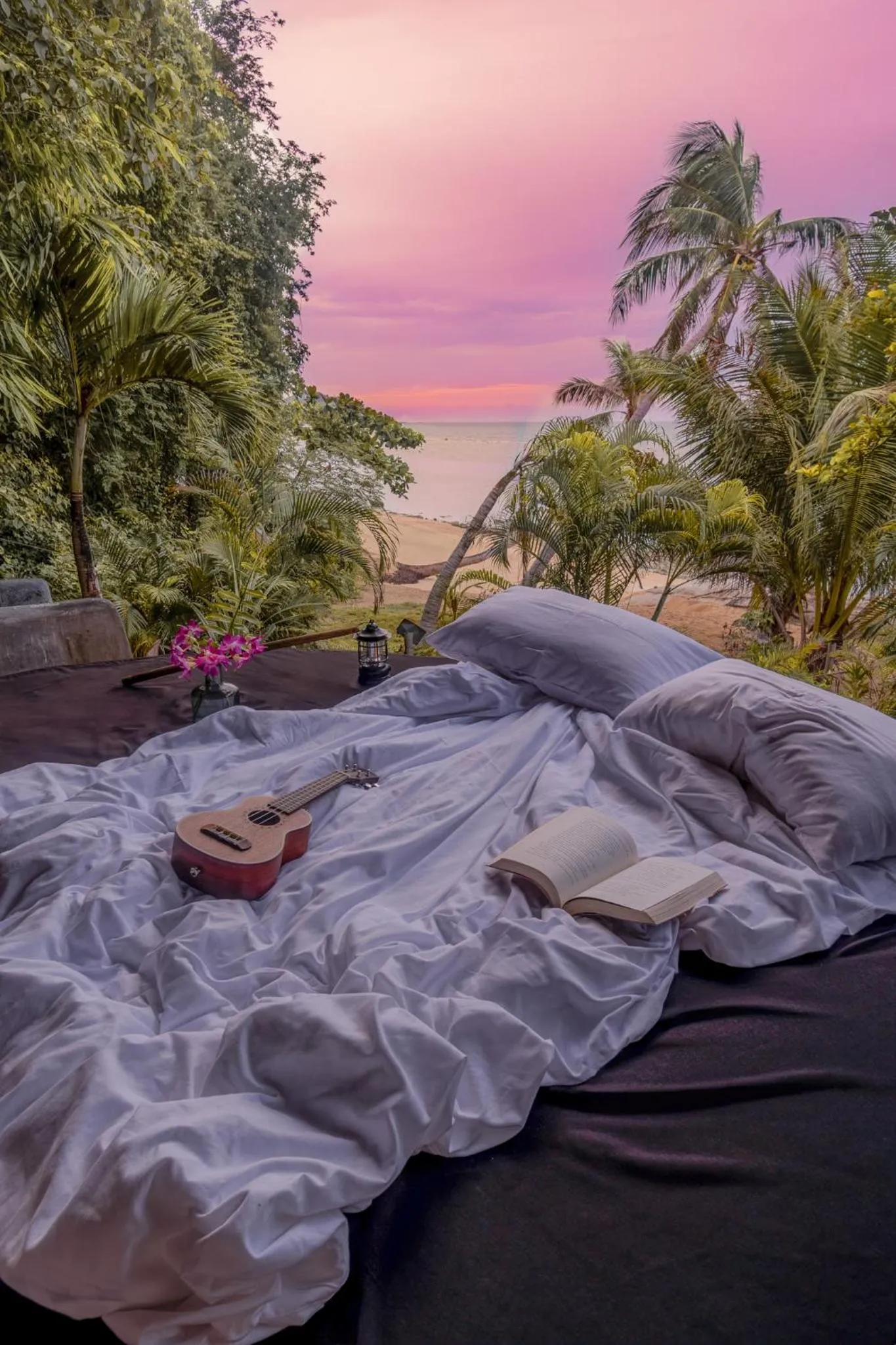 Living room in Somewhere Only We Know Resort